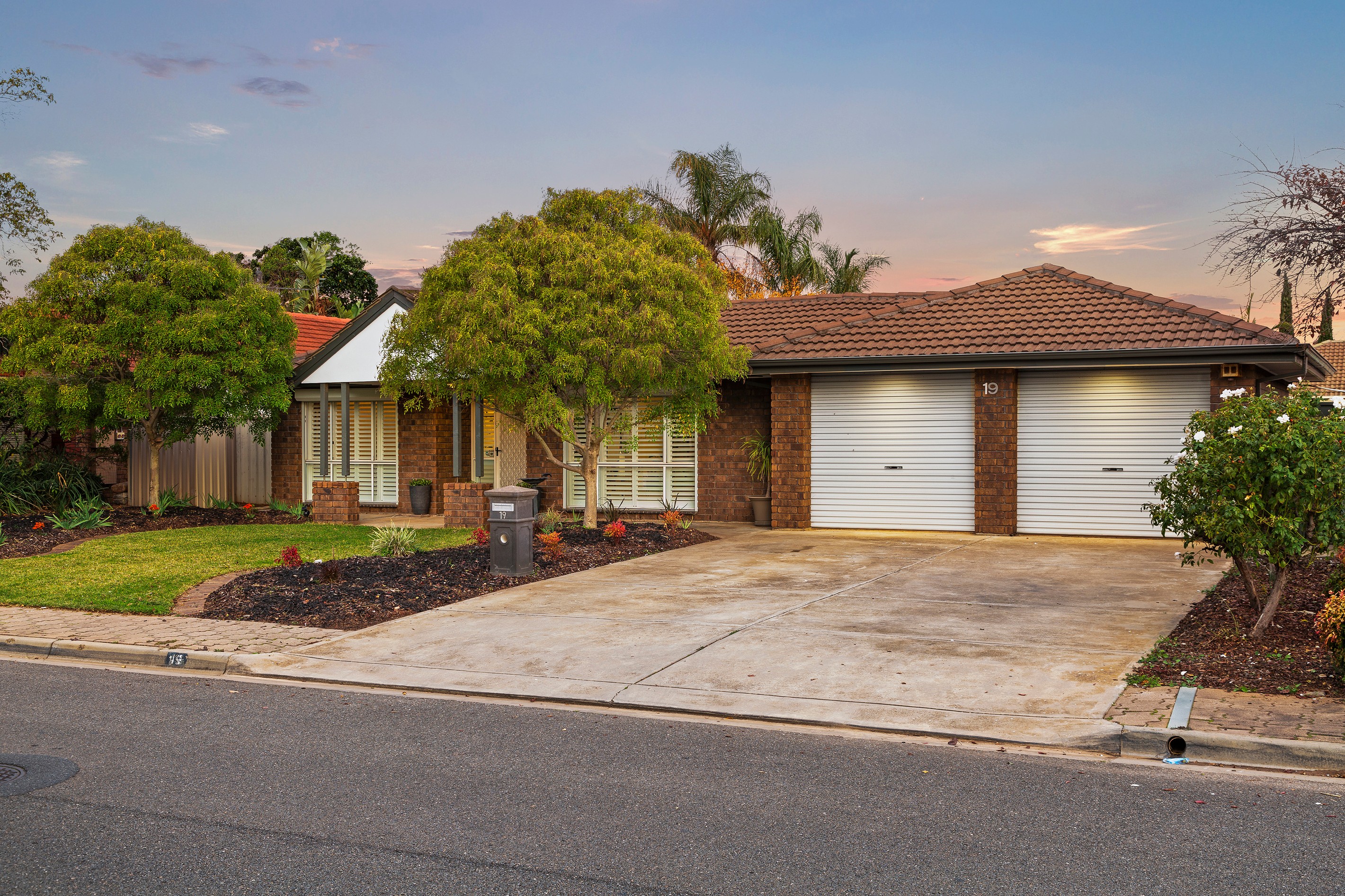19 Sandow Avenue, Pooraka, SA 5095