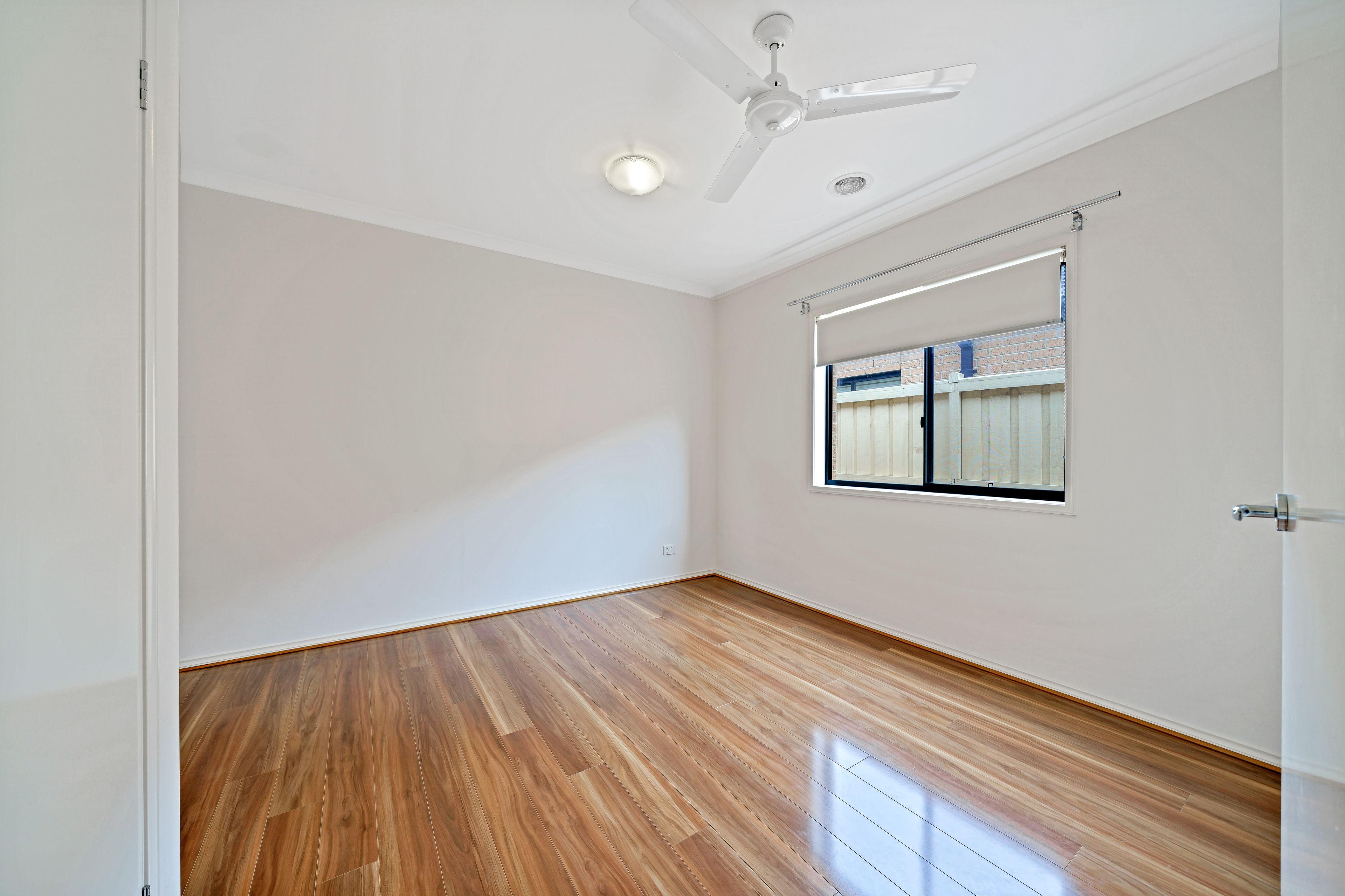 10 Lilydale Avenue — photo 12 of 18