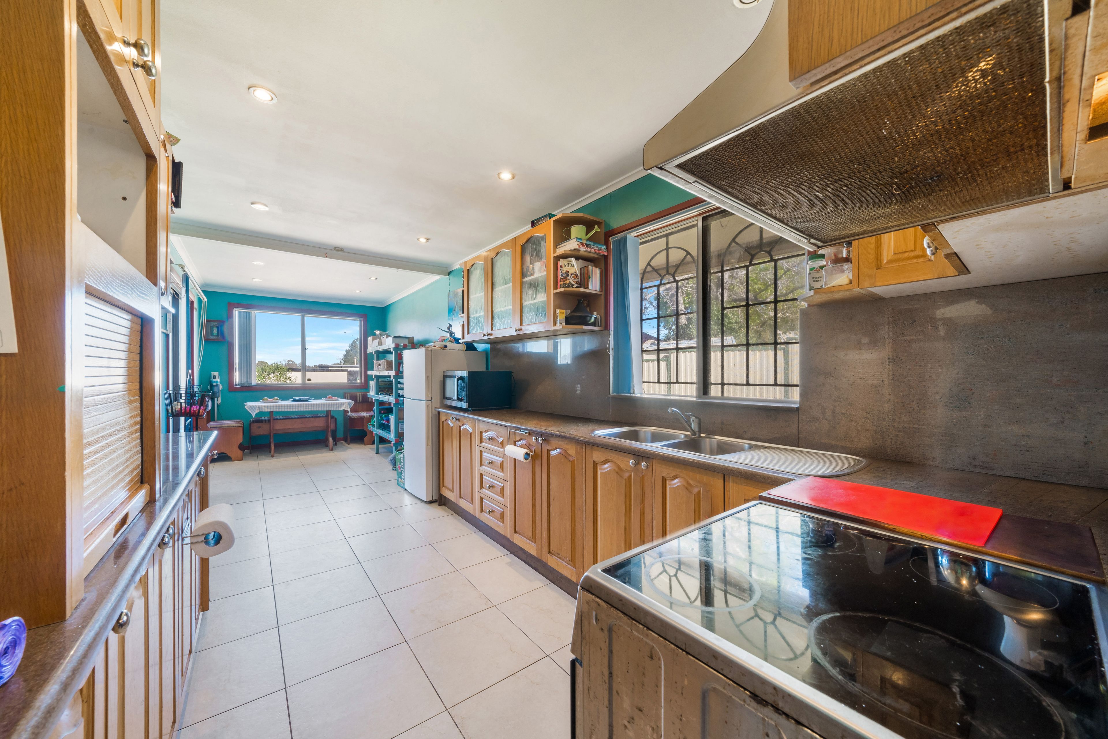 10 Leigh Place — photo 4 of 15
