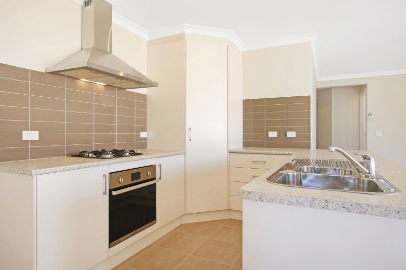 575 Chant Street, Lavington, NSW 2641