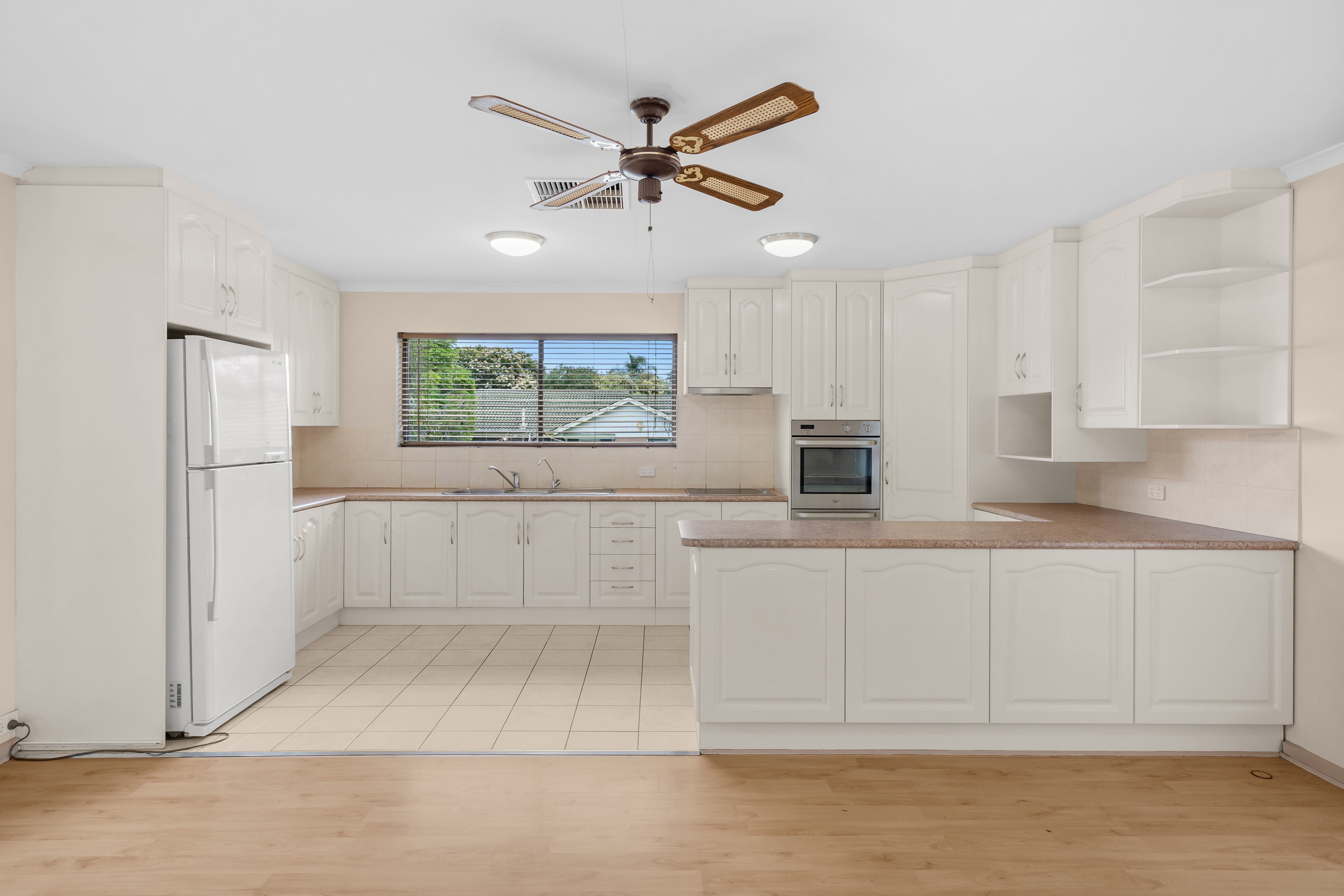 8 Verdon Drive — photo 11 of 28