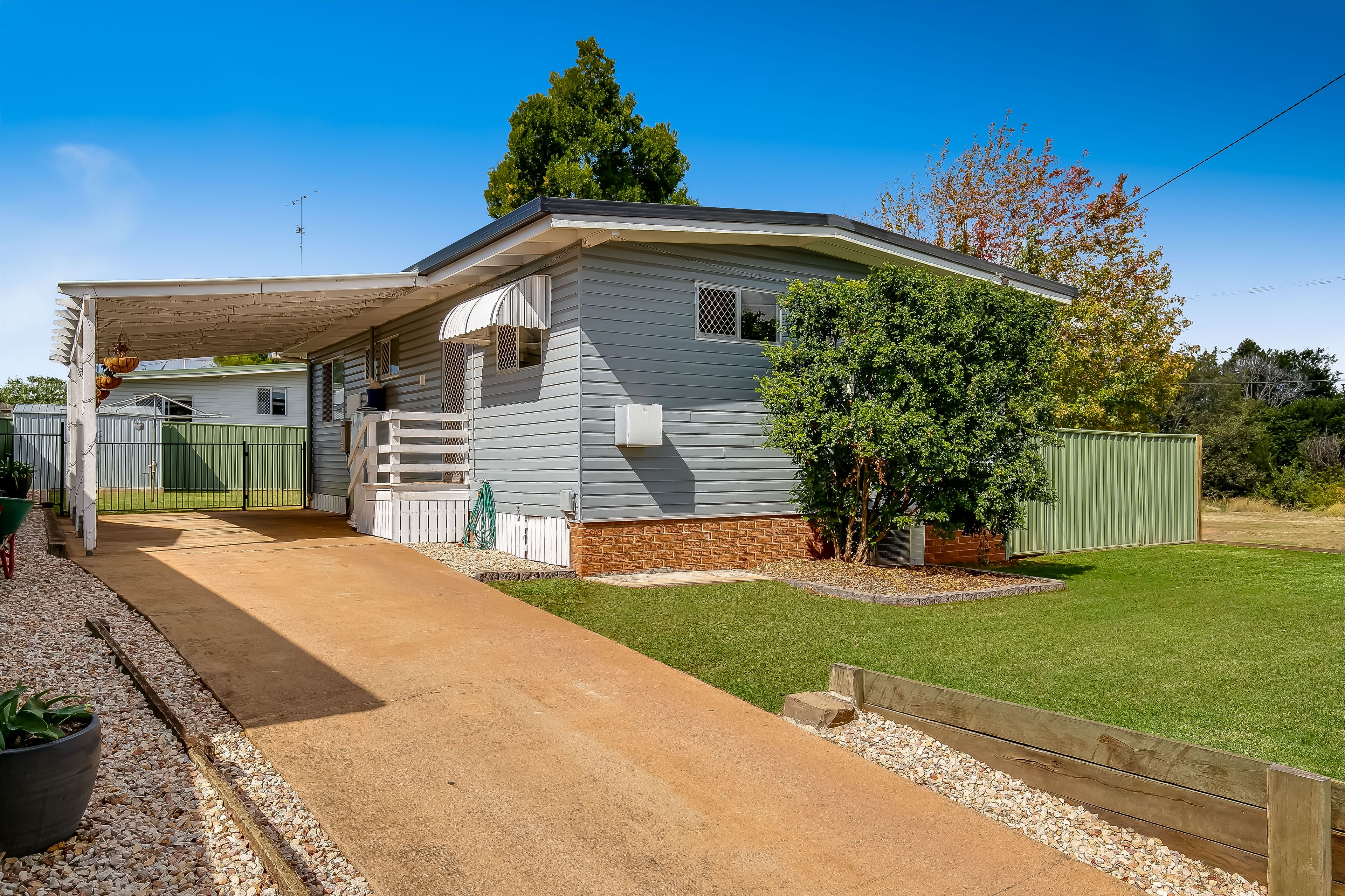24 Waverley Street, North Toowoomba, QLD 4350