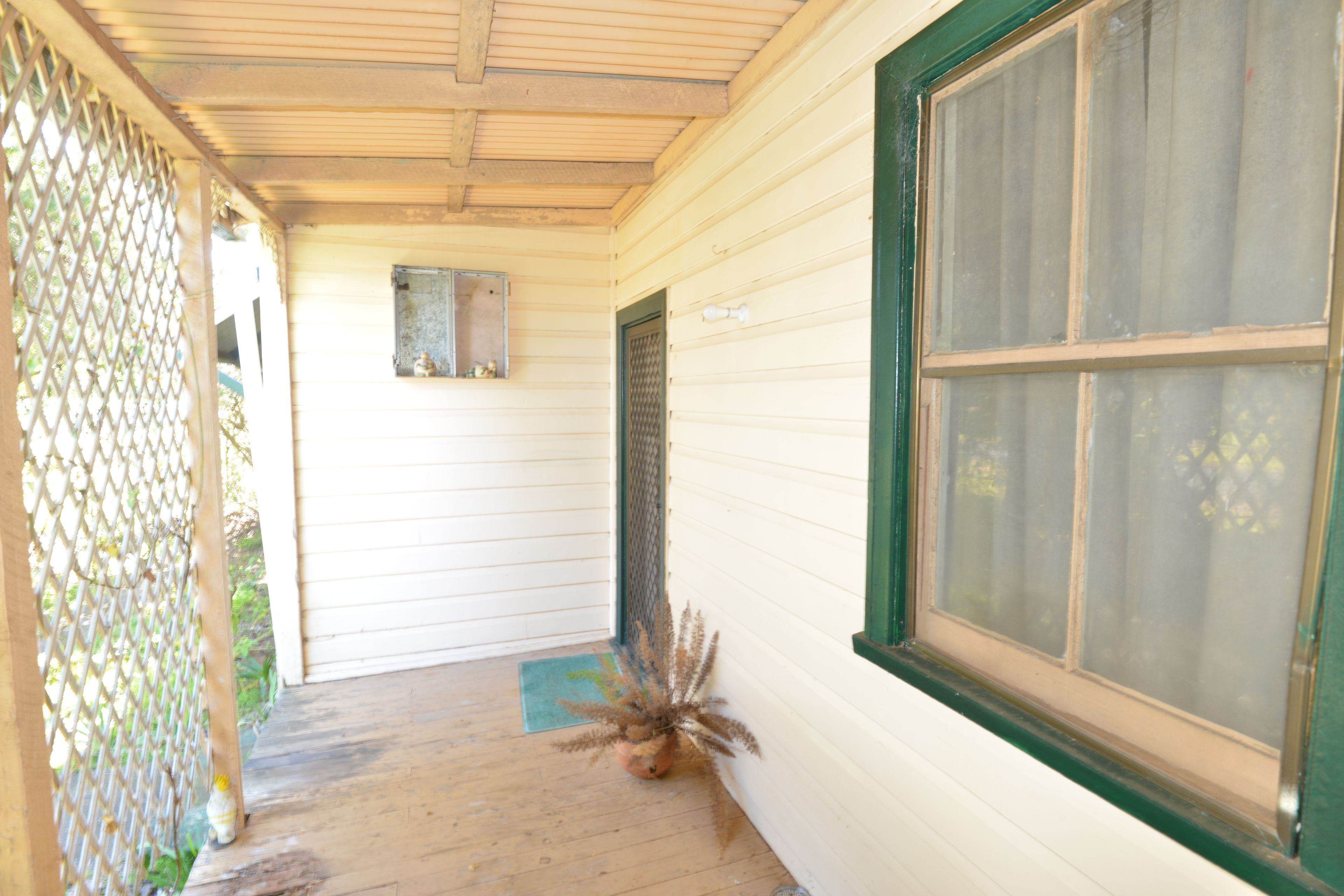 12 Bullinda Street — photo 10 of 15