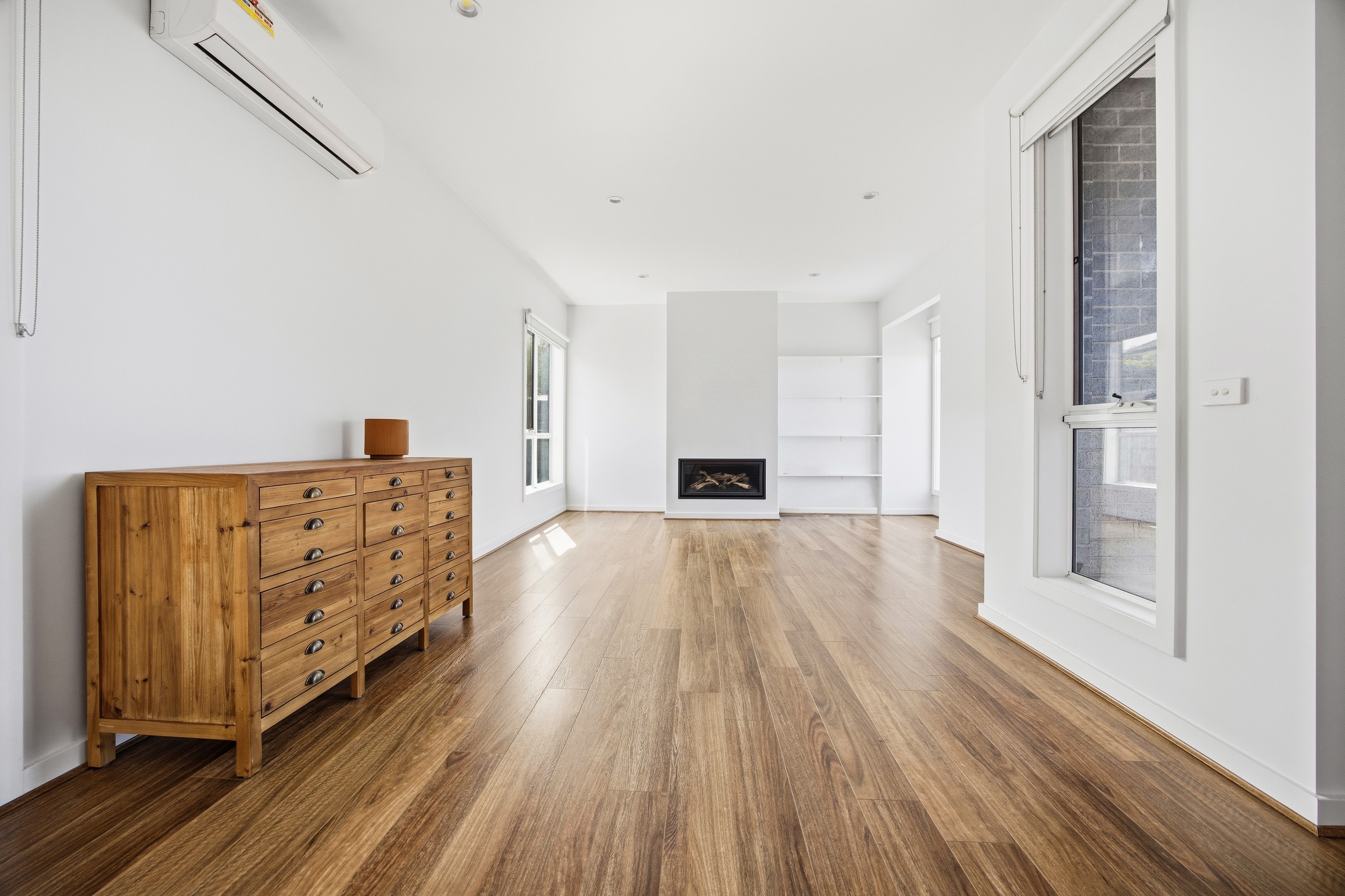 2/10 Dorrington Avenue, Reservoir, VIC 3073