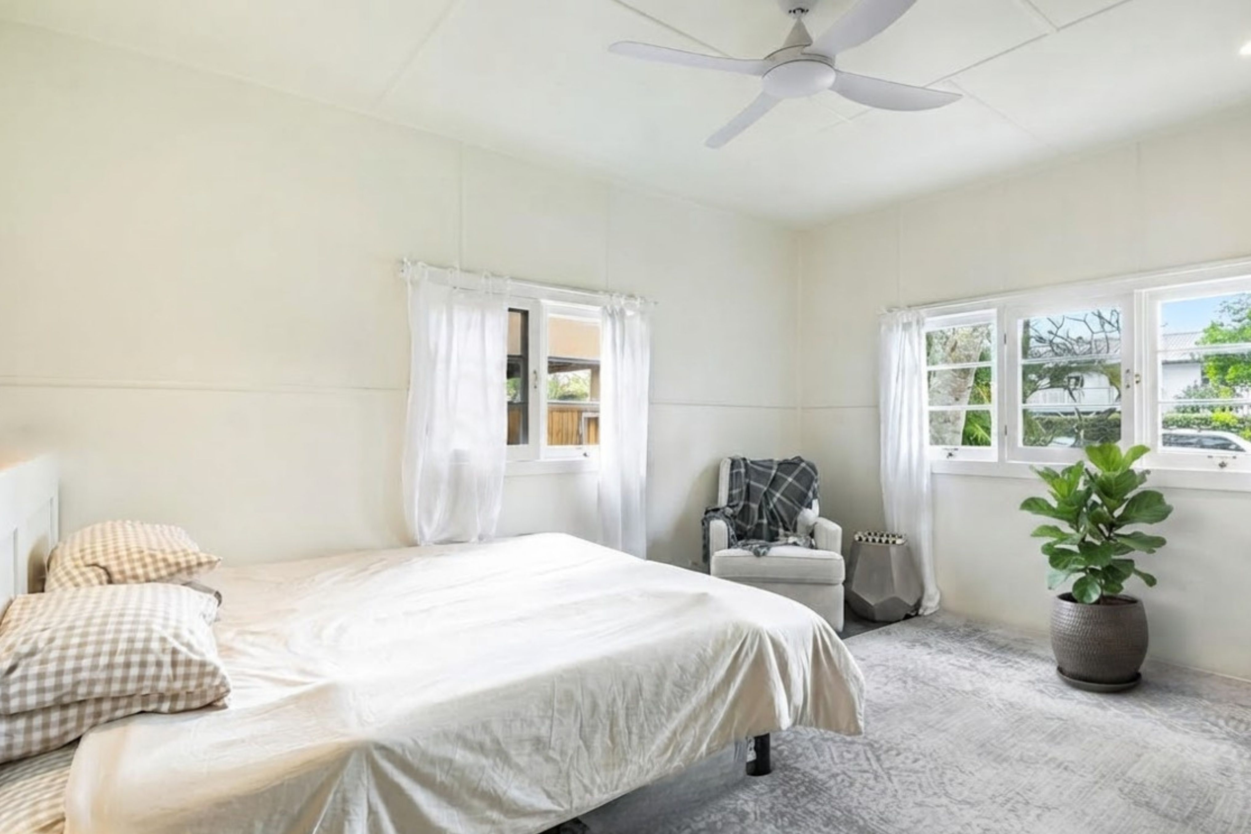 21 Byron Street — photo 11 of 20