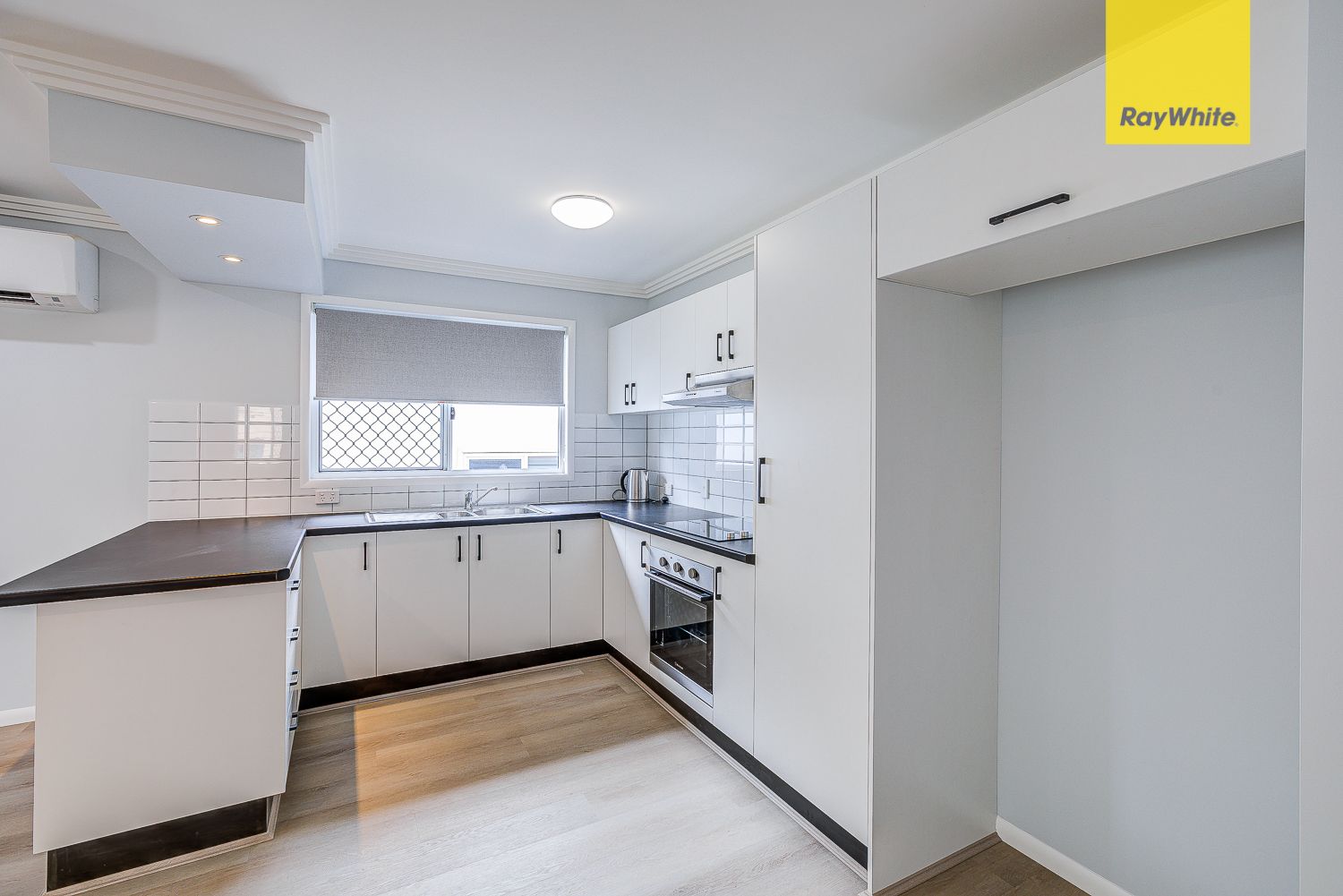 14 London Street, Eight Mile Plains, QLD 4113
