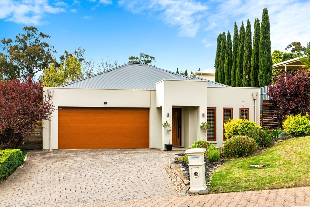 4 Holly Hock Court, Craigburn Farm, SA 5051