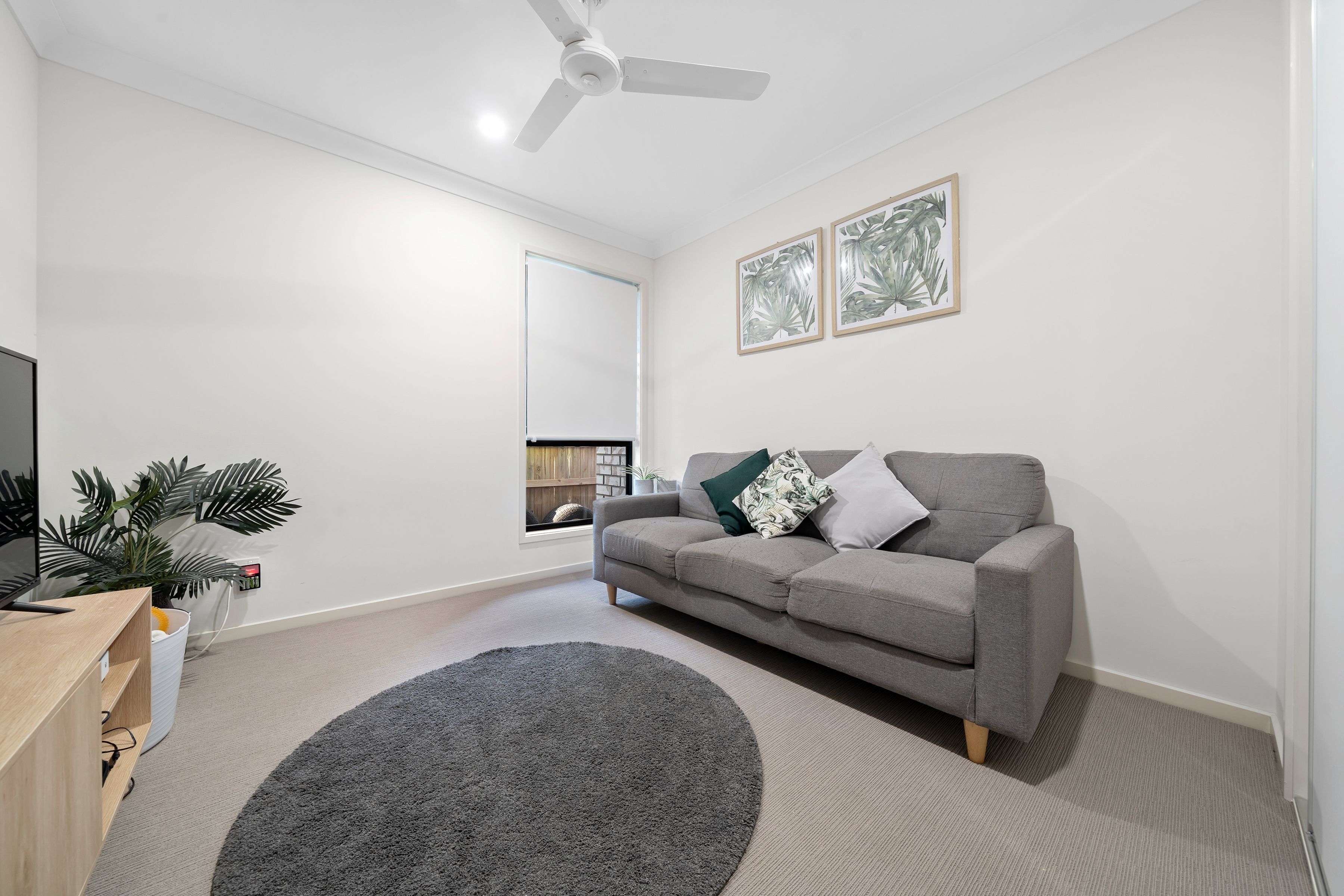 8 John Storey Court, Park Ridge, QLD 4125