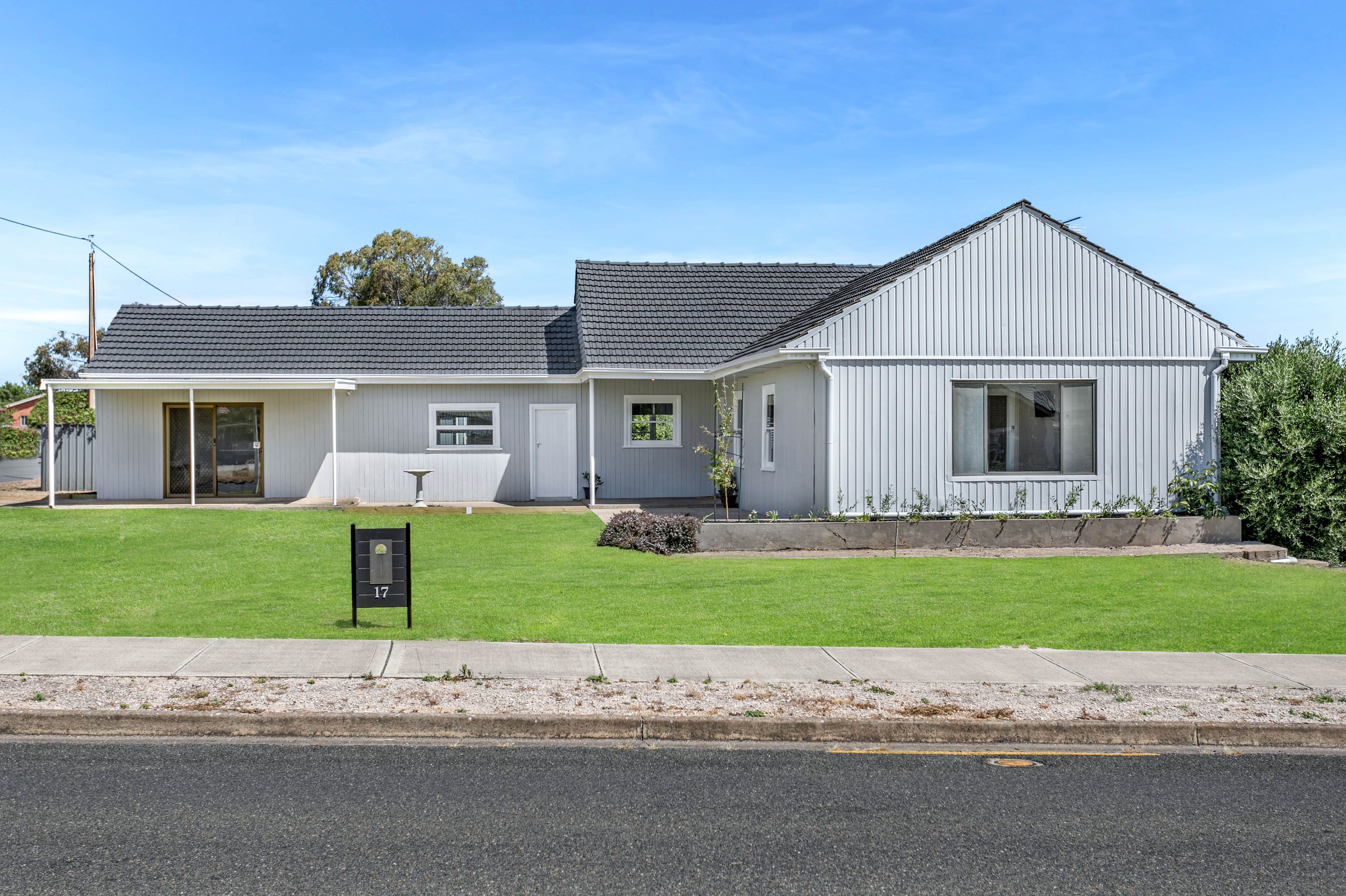 17 Marchant Road, Strathalbyn, SA 5255