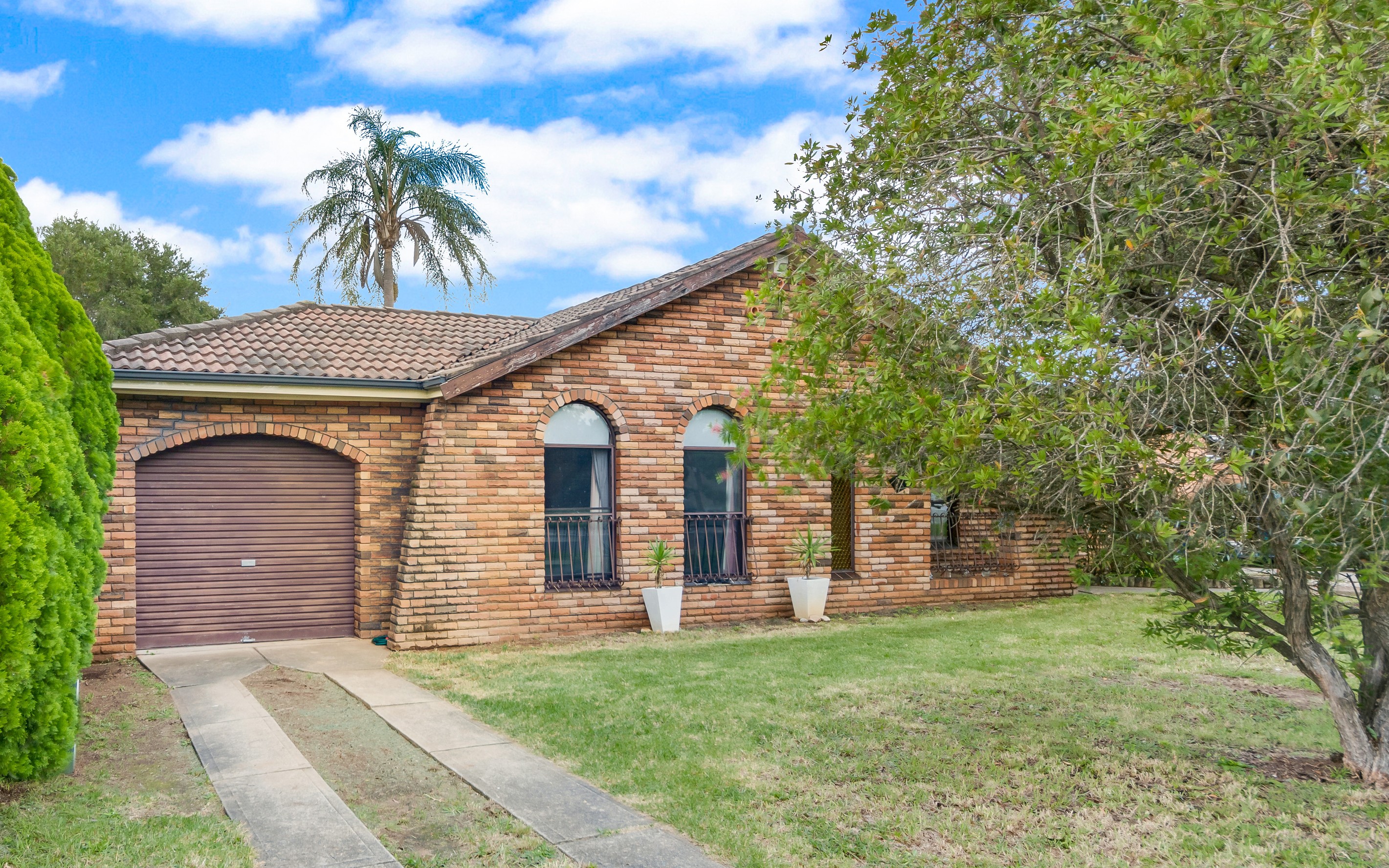 130 Harrow Road, Glenfield, NSW 2167