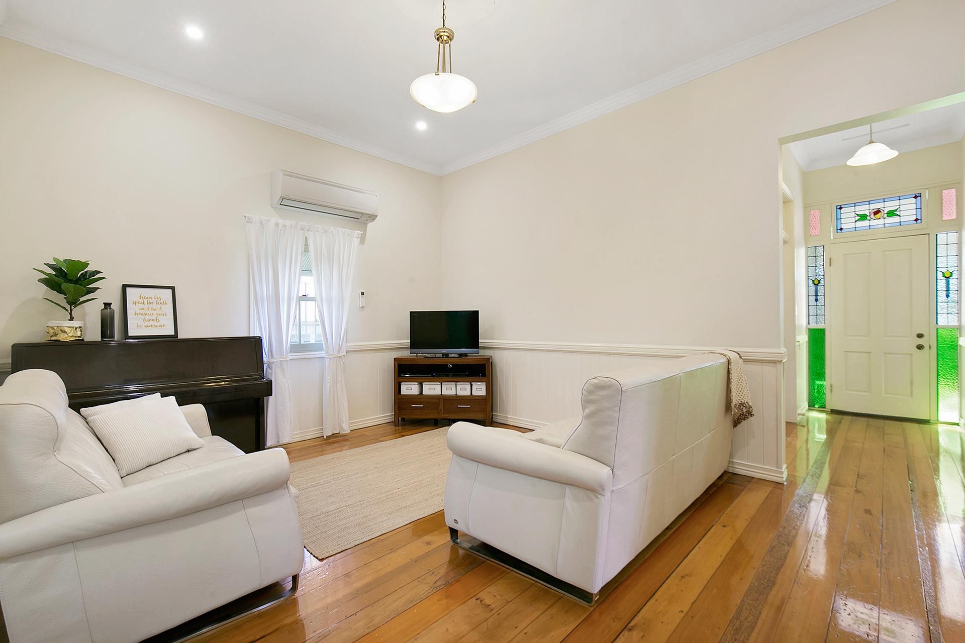 5 Rochdale Avenue, Tarragindi, QLD 4121