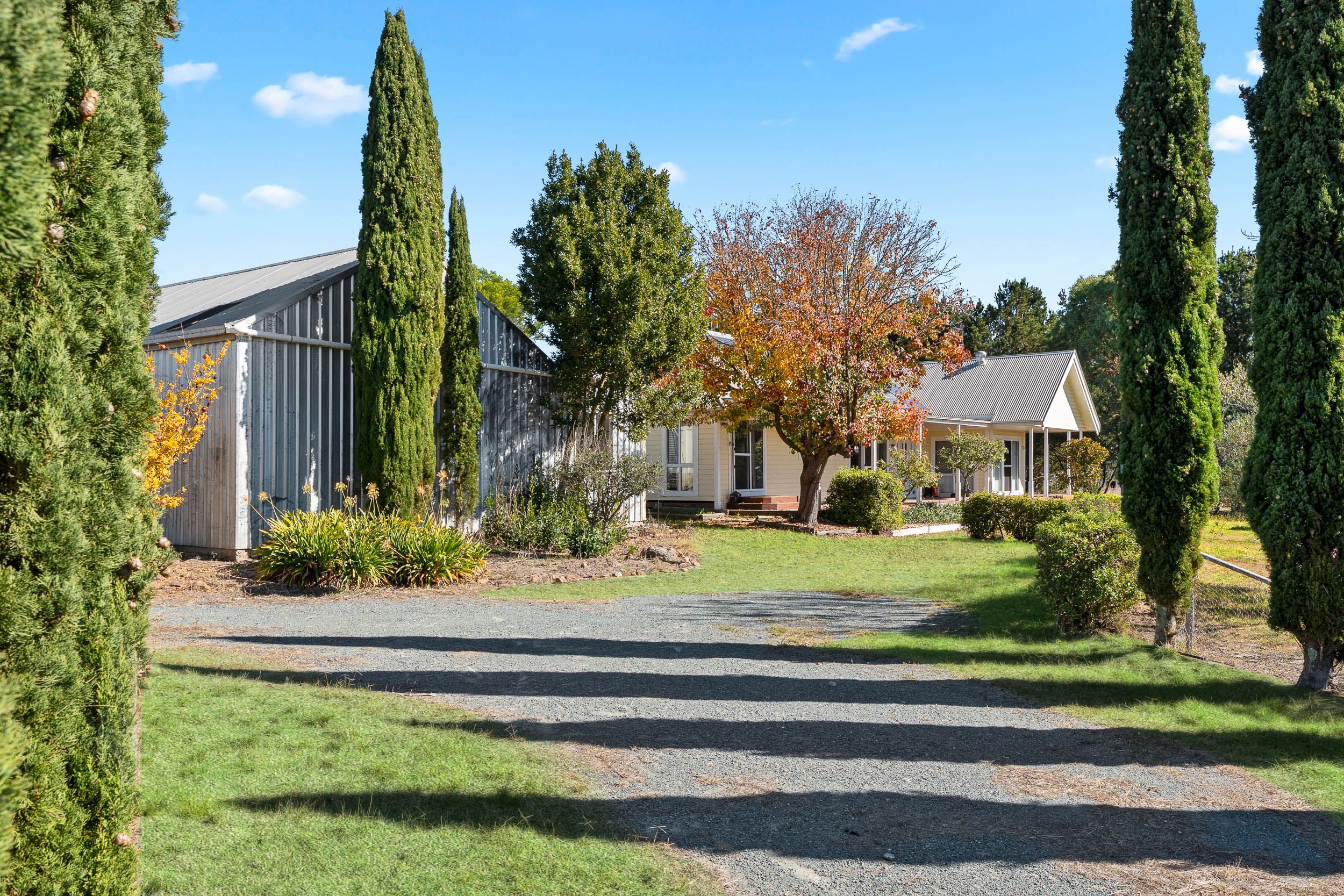 137 Leahys Lane, Lake Bathurst, NSW 2580
