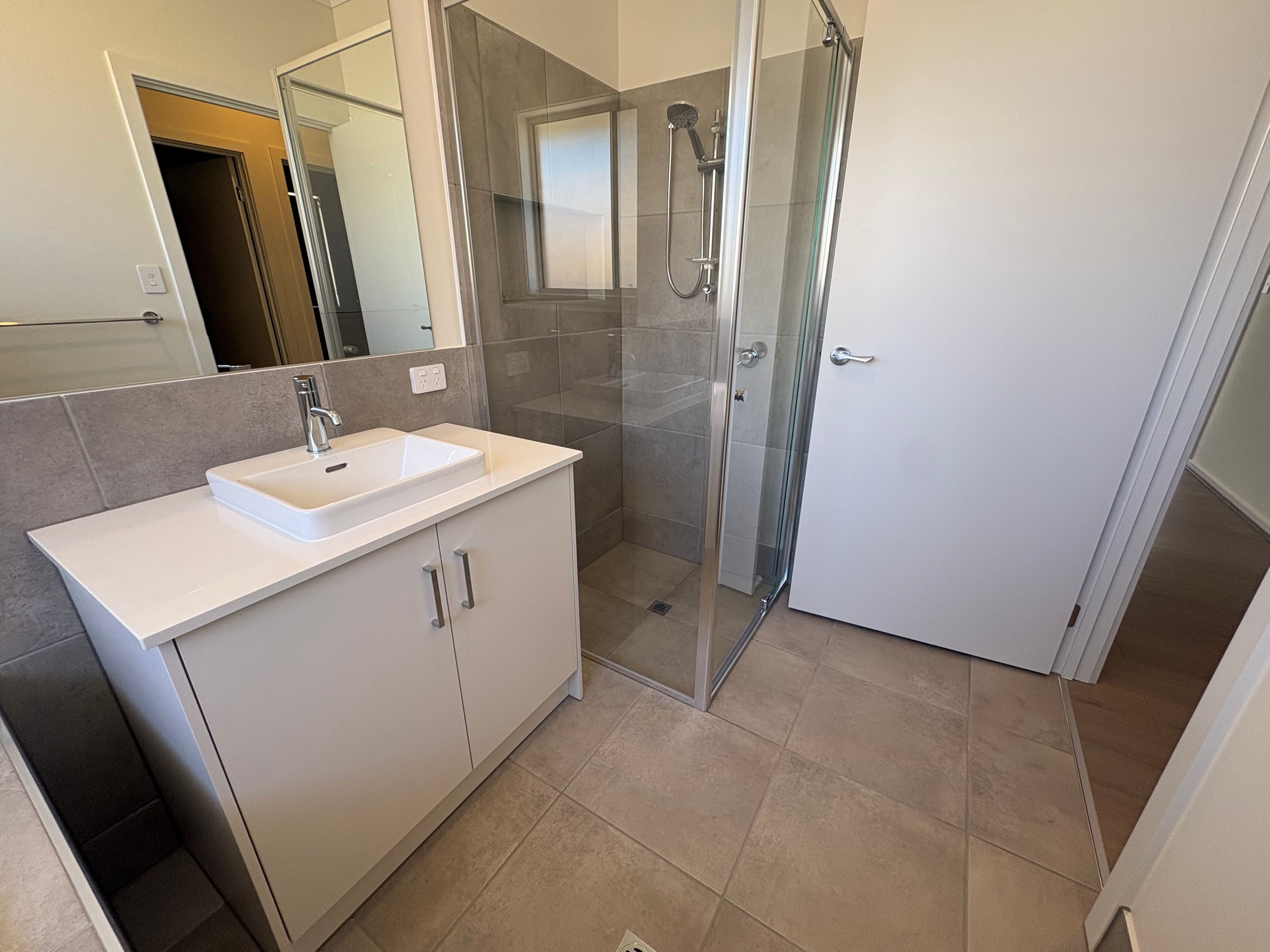 9 Wallace Drive — photo 13 of 14