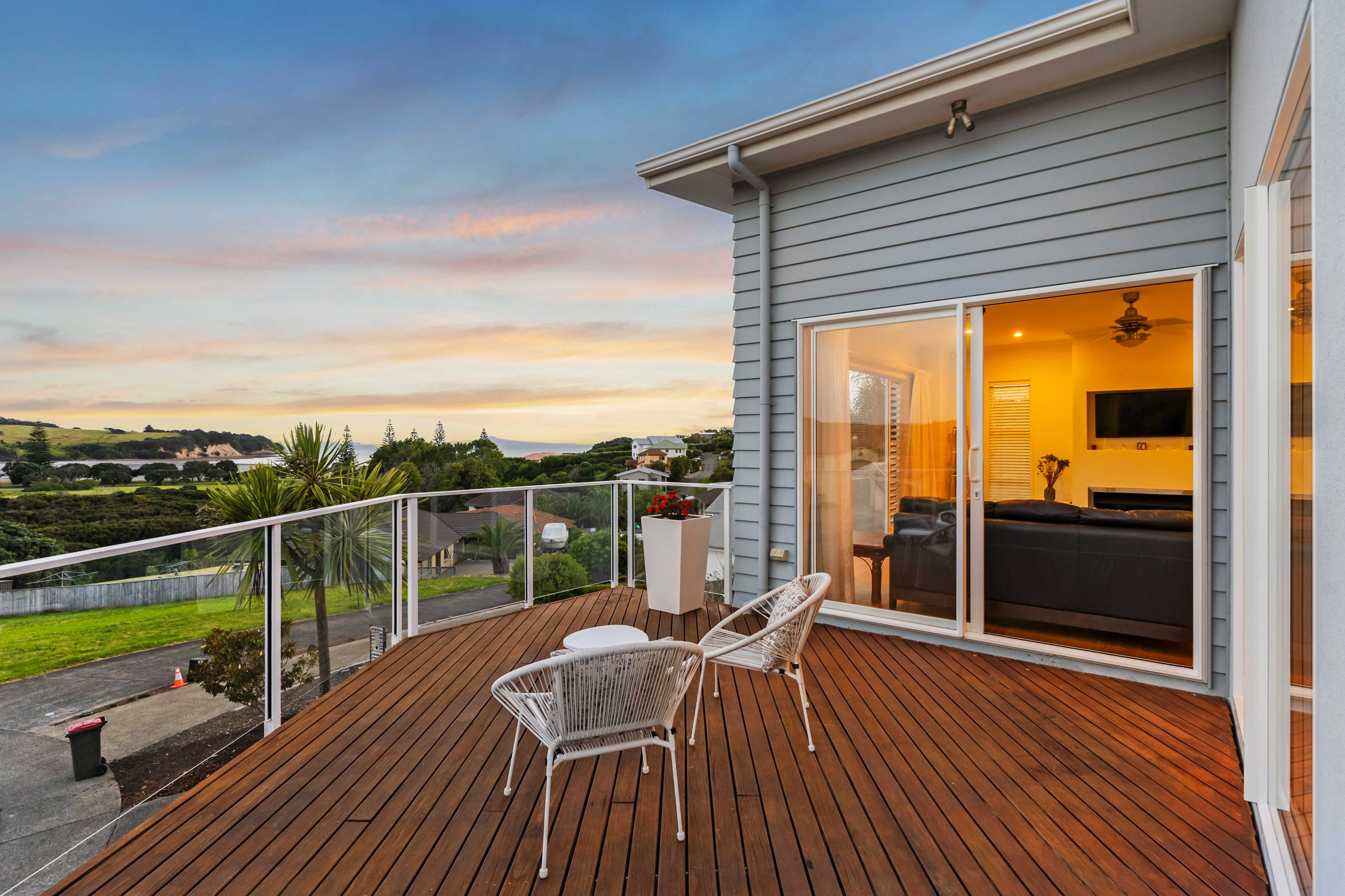 24 Kotanui Avenue, Army Bay, Rodney