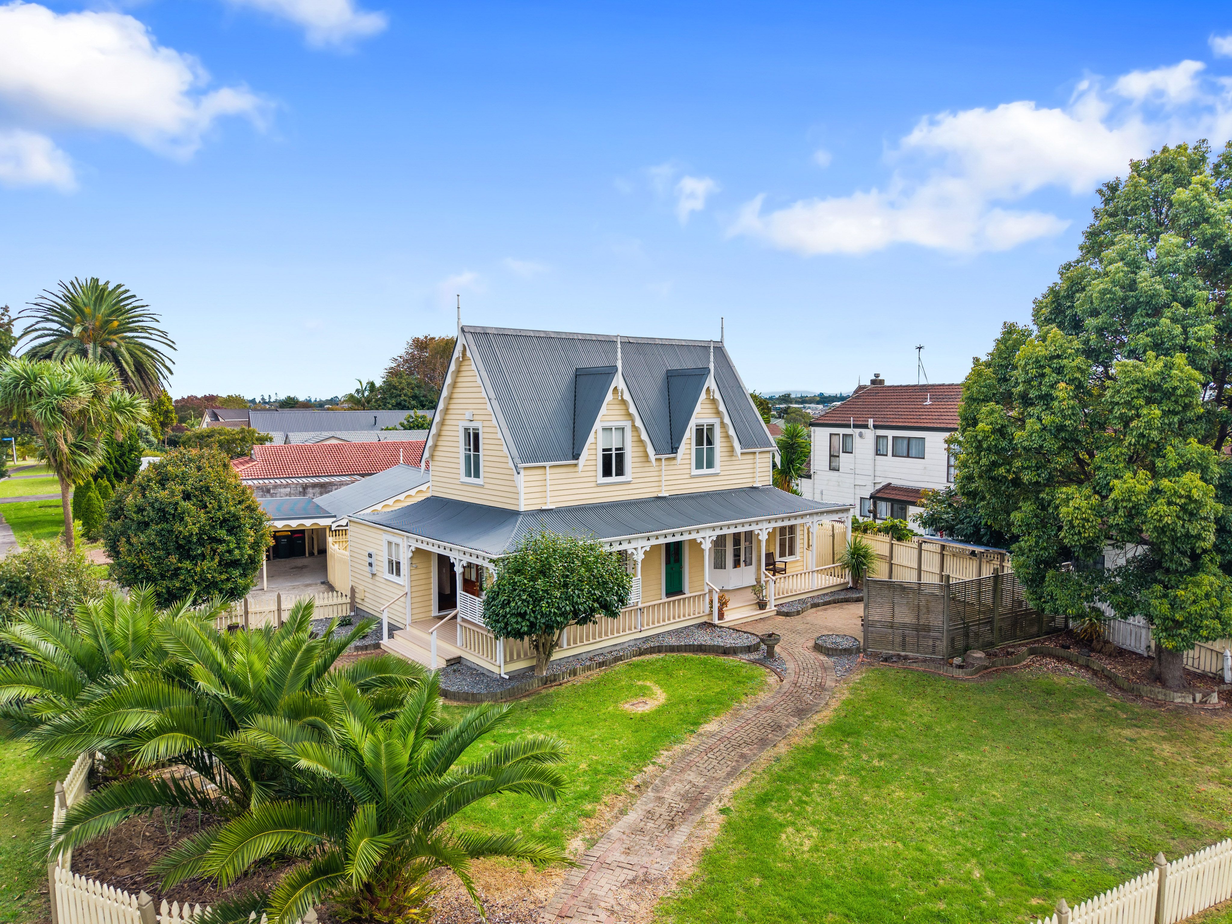 2 Brylee Drive, Conifer Grove, Manukau City