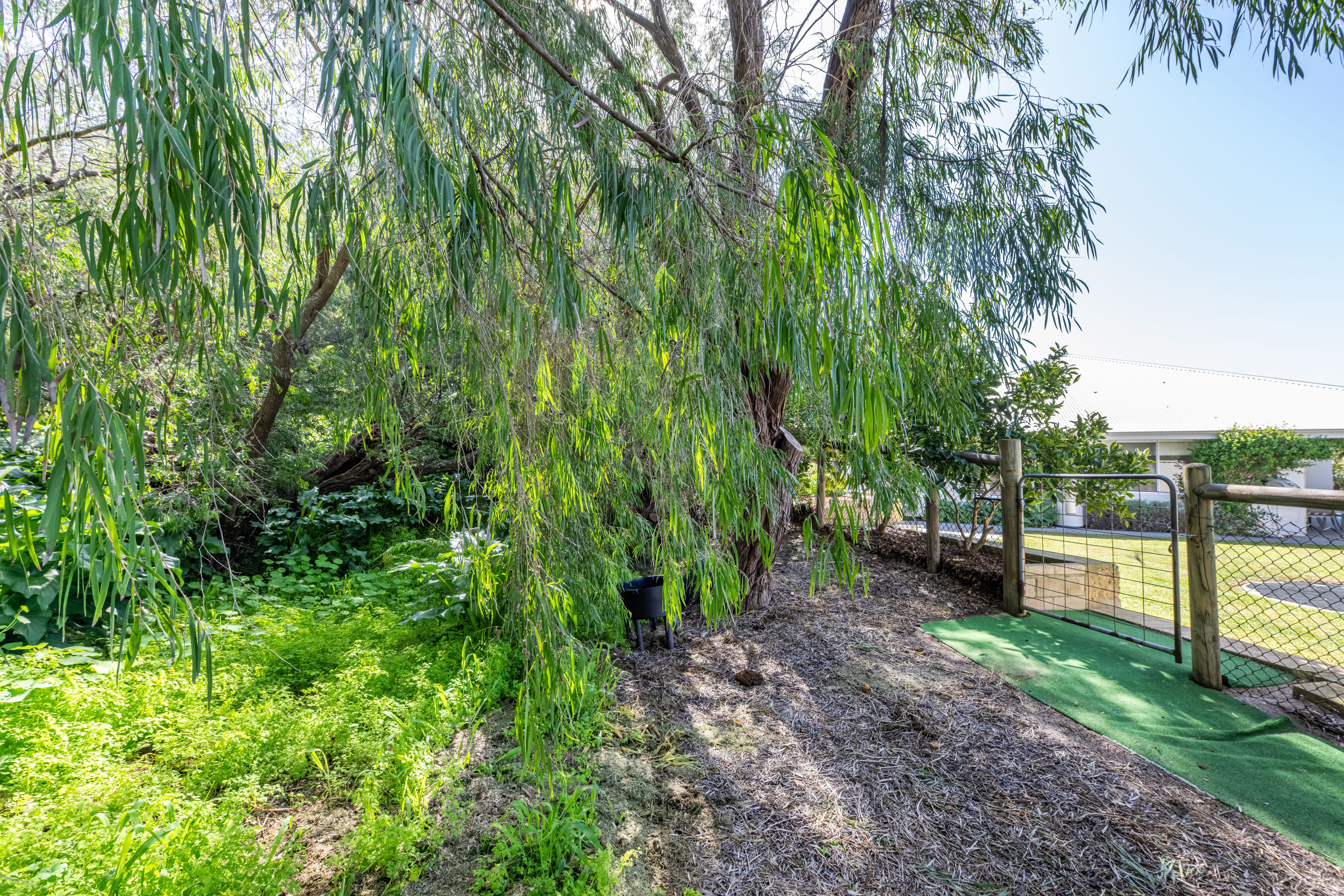 6 Kabi Court, Peppermint Grove Beach, WA 6271