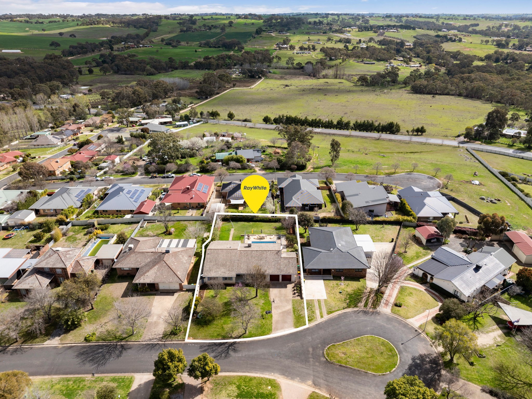 5 Normoyle Crescent, Young, NSW 2594