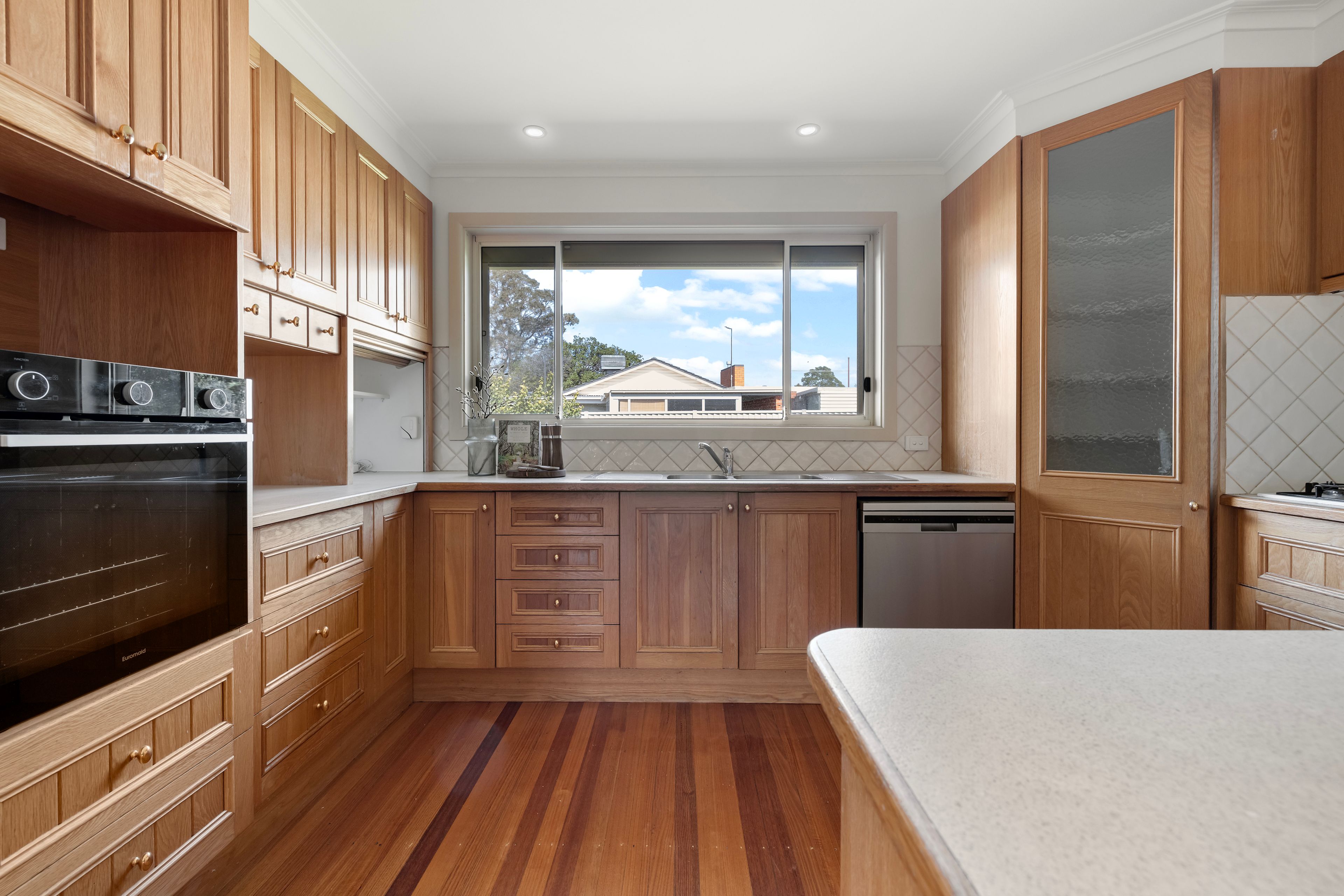 202 Centre Dandenong Road — photo 3 of 22