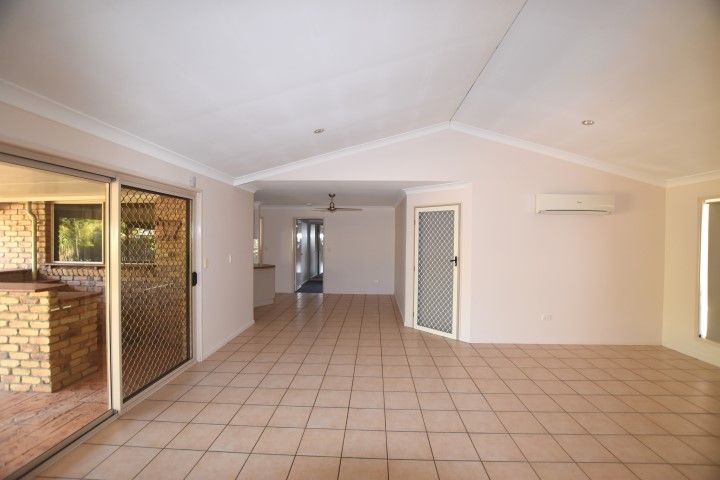 9 Col Brown Avenue, Clinton, QLD 4680