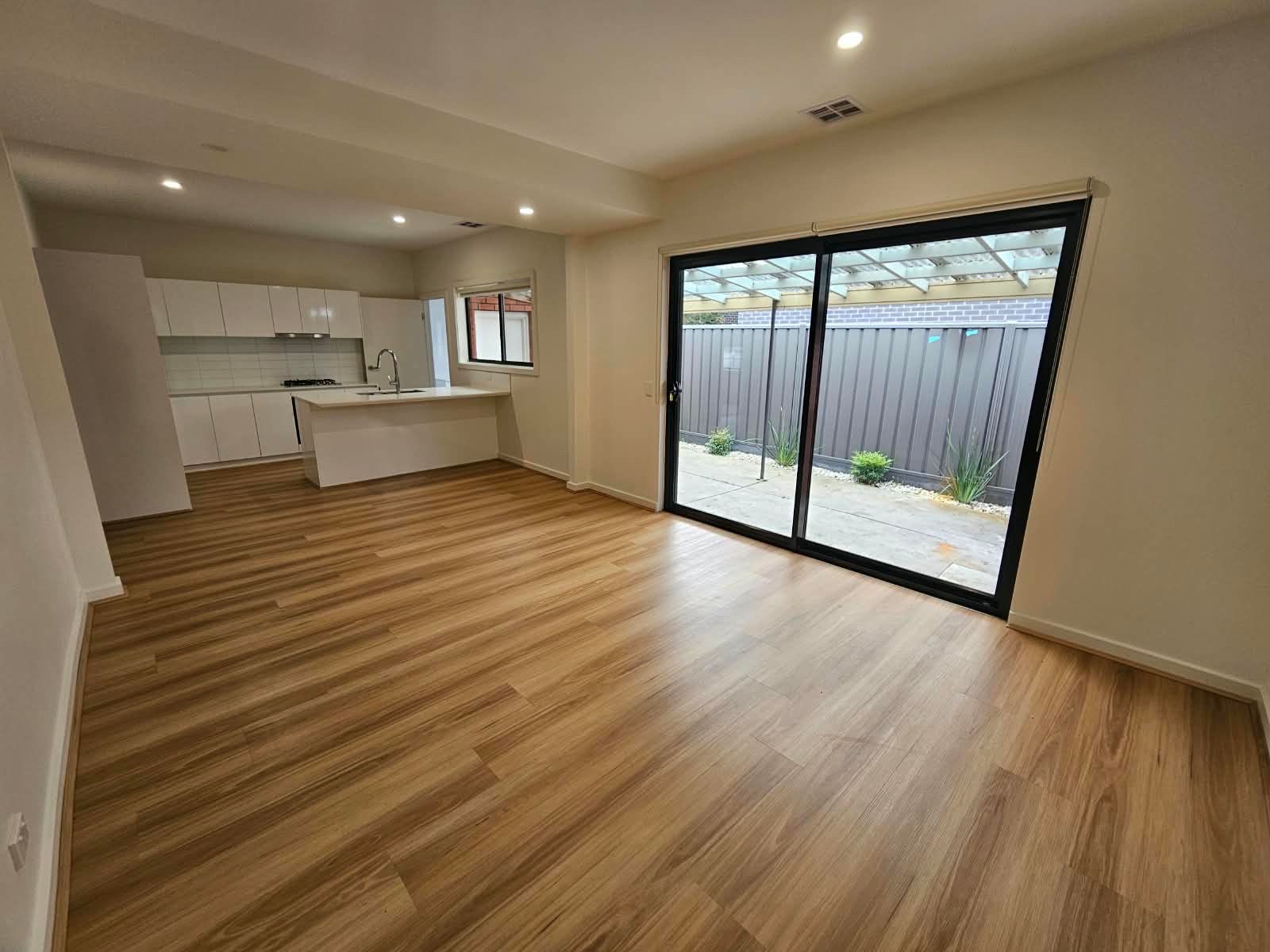 1/13 Dover Street, Oakleigh East, VIC 3166