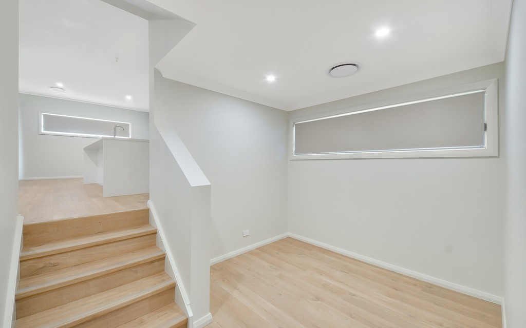 68 Poulton Terrace, Campbelltown, NSW 2560