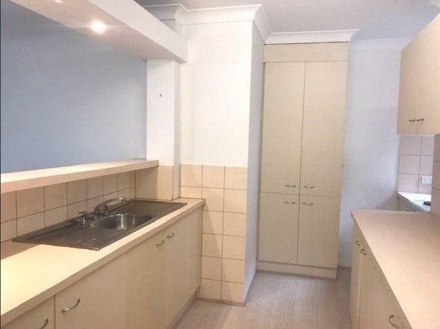 2/15 Markwell Avenue, Surfers Paradise, QLD 4217