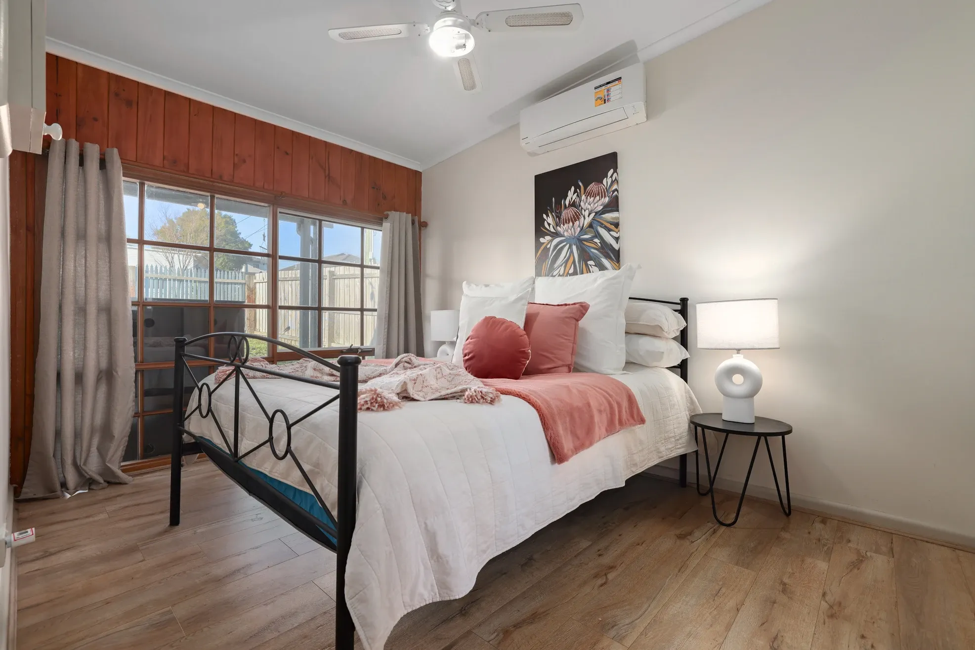 48 Loretto Avenue — photo 8 of 10