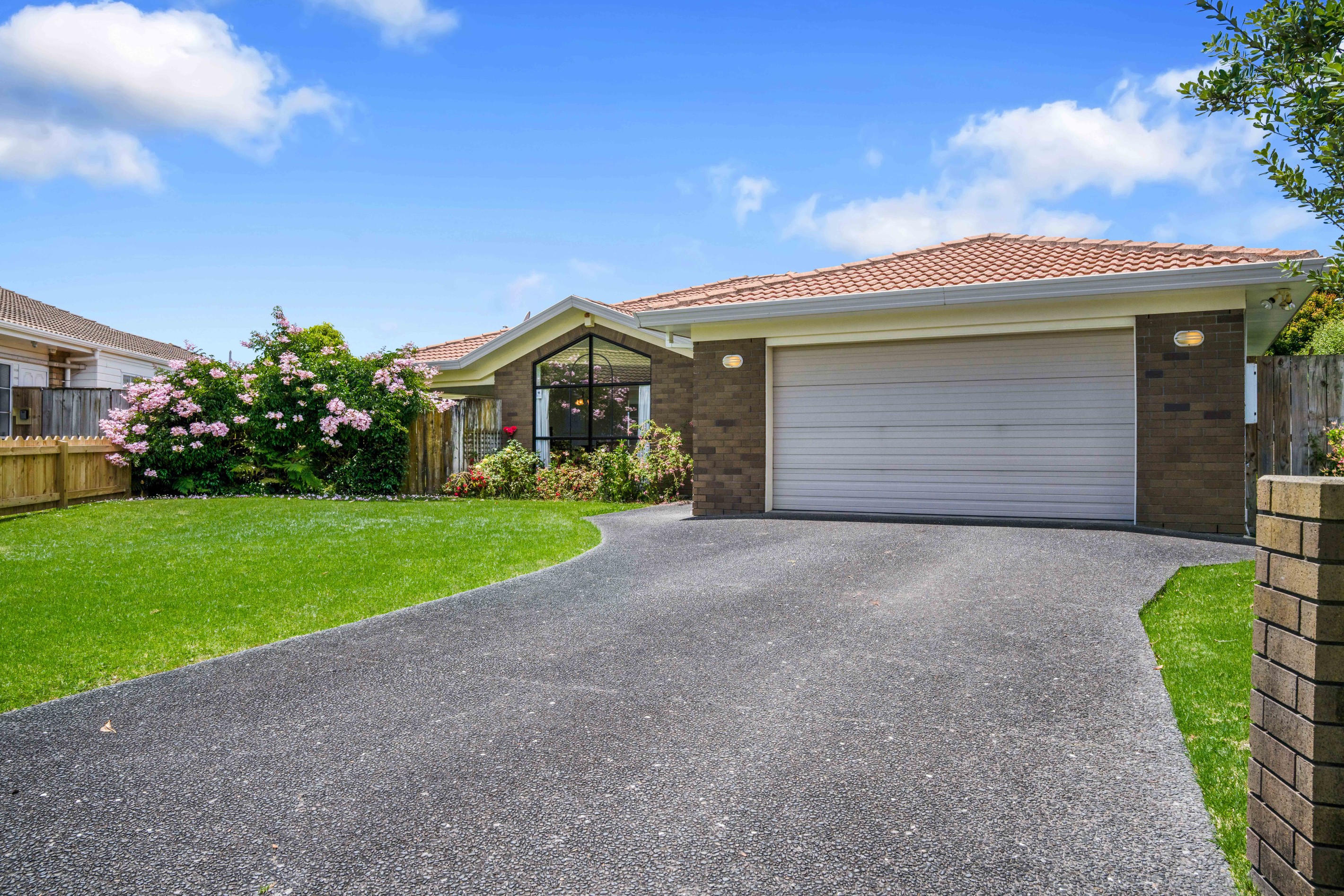 8 Paradise Place, Pakuranga Heights, Manukau City