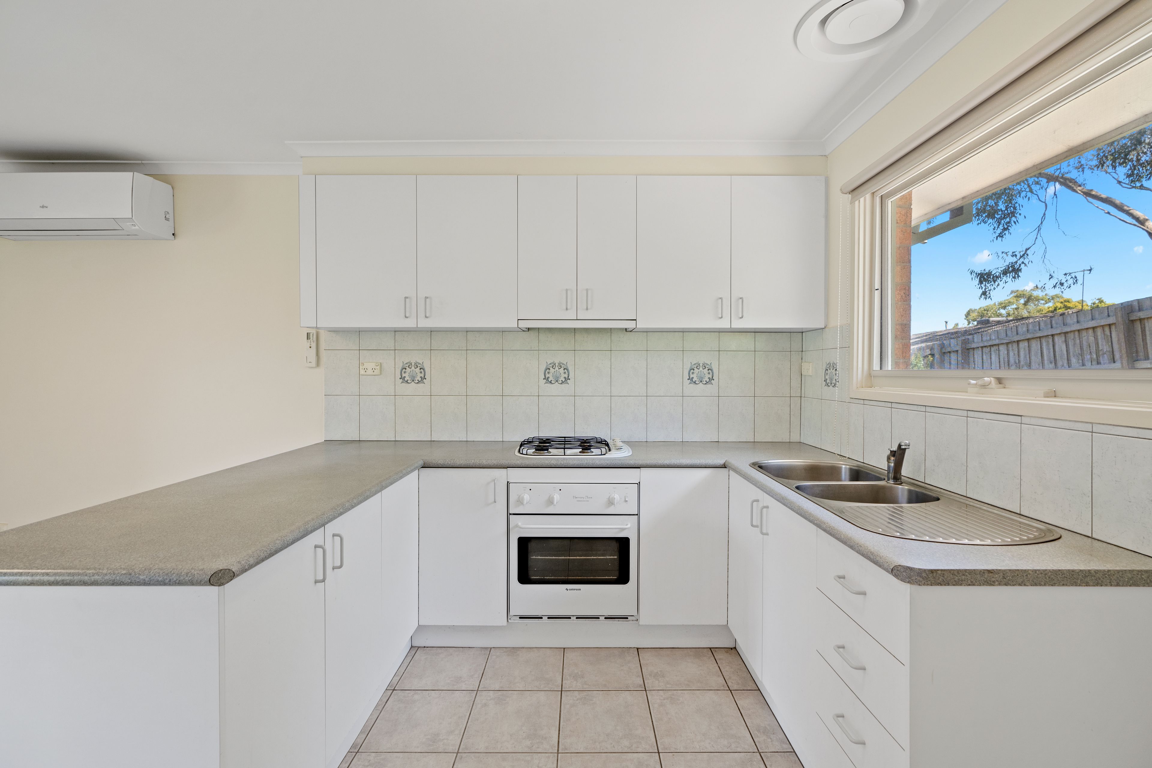 7 Warrenwood Close, Ferntree Gully, VIC 3156