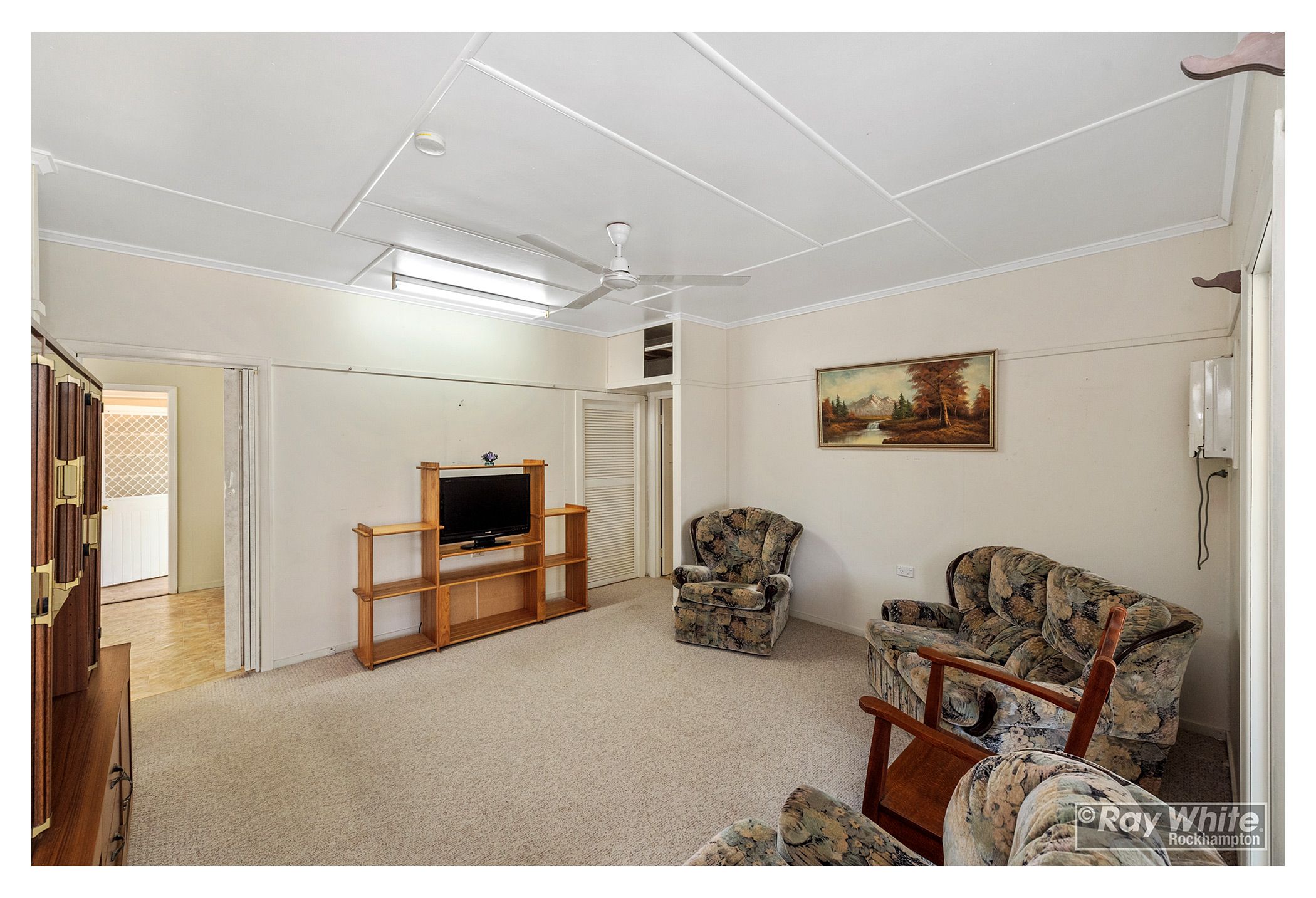 16 Tung Yeen Street, Park Avenue, QLD 4701