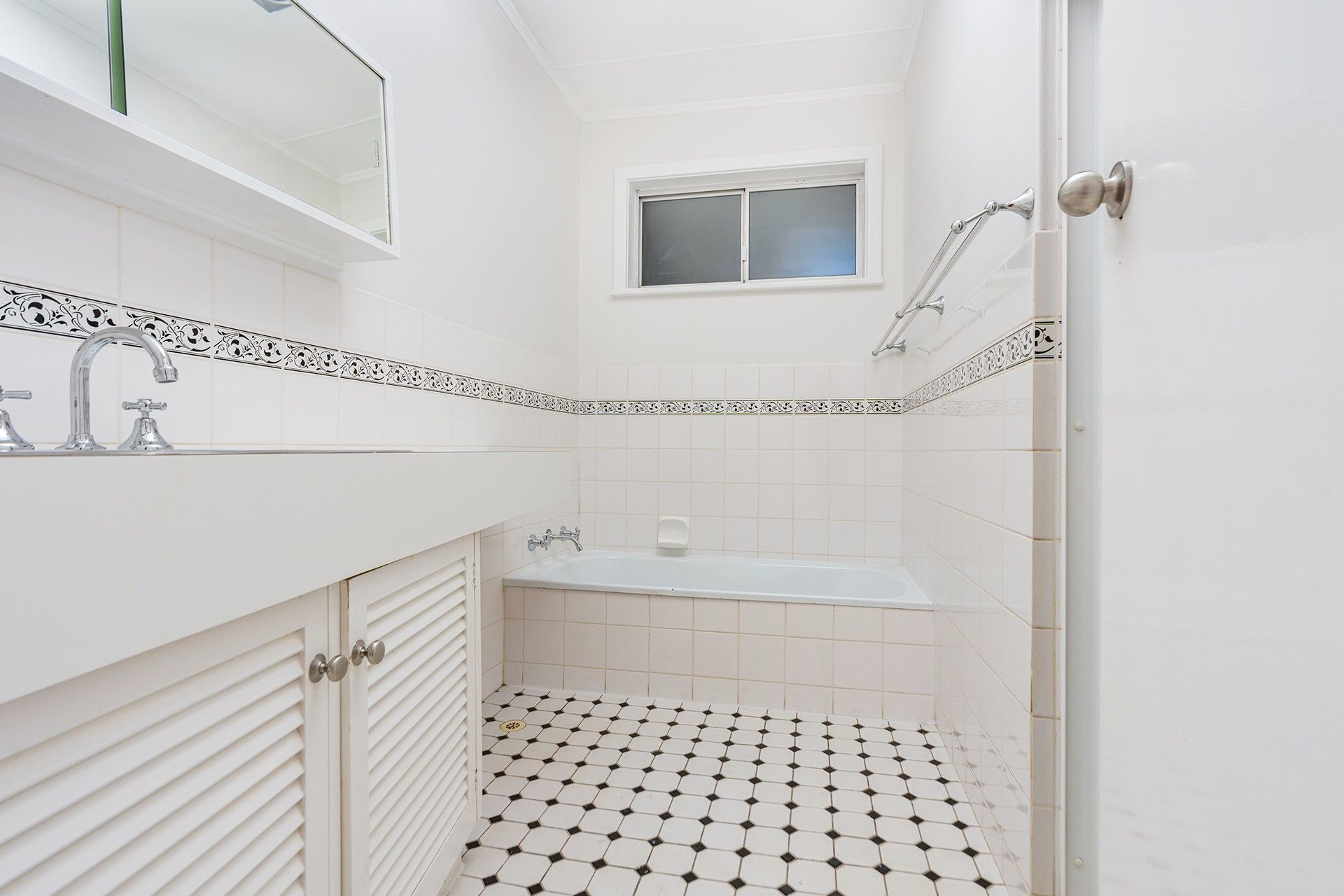 78 Mitchell Street — photo 9 of 20