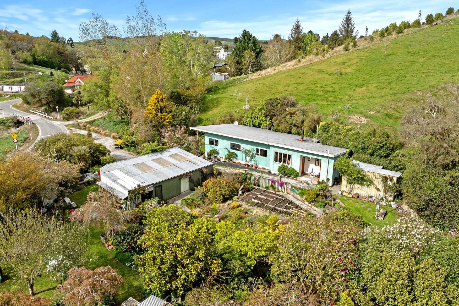 29 Gabriels Gully Road photo 32