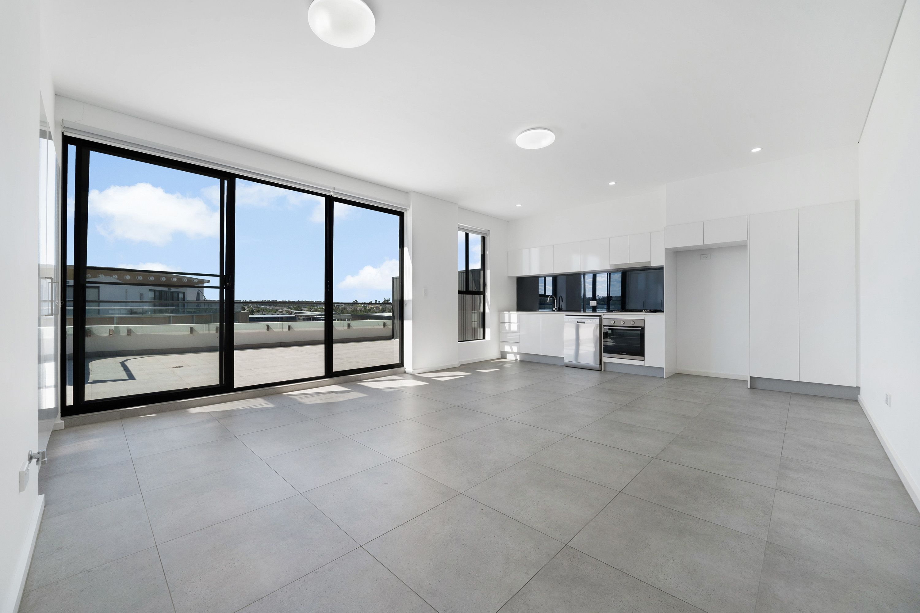 401/1 Caribbean Promenade, JORDAN SPRINGS, NSW 2747