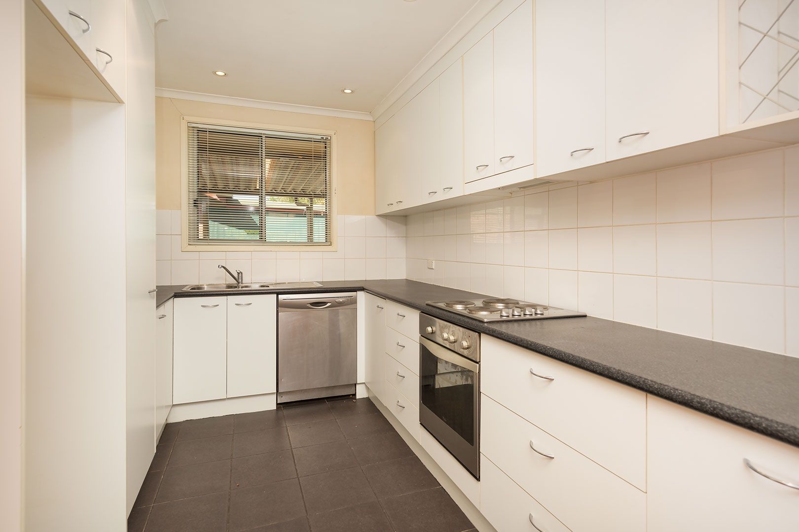 397 Ross Circuit, Lavington, NSW 2641