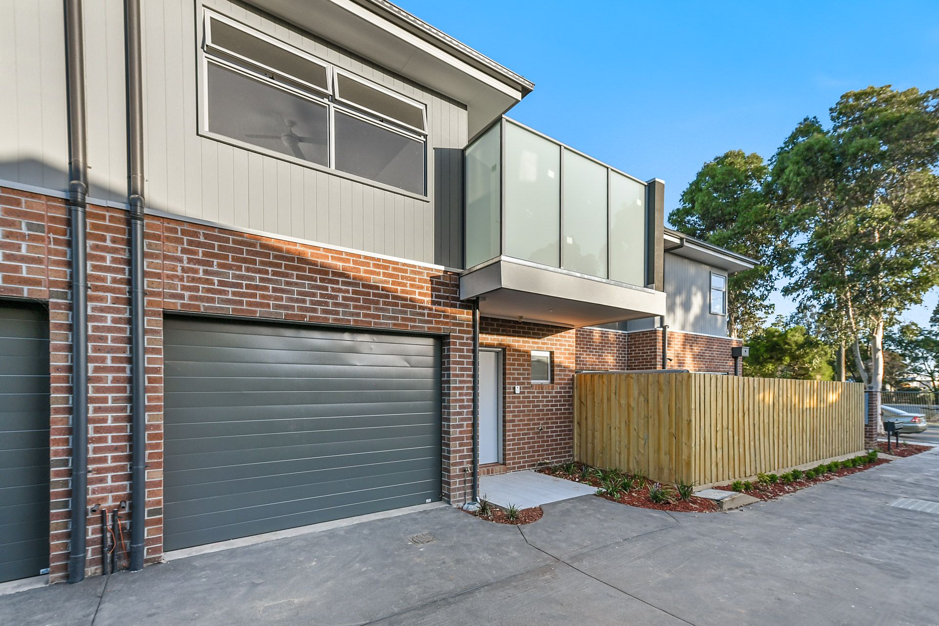 2 /194 Princes Highway, Hallam, VIC 3803
