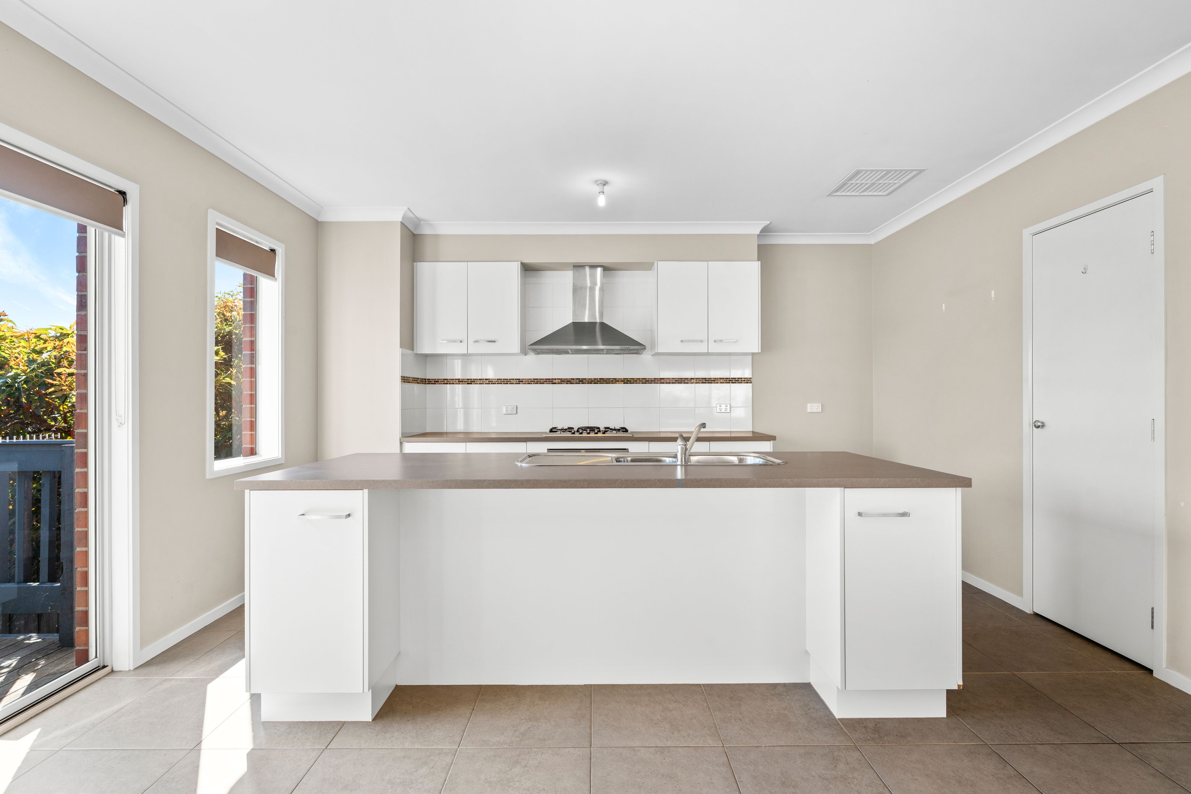 180 Graham Road — photo 8 of 11