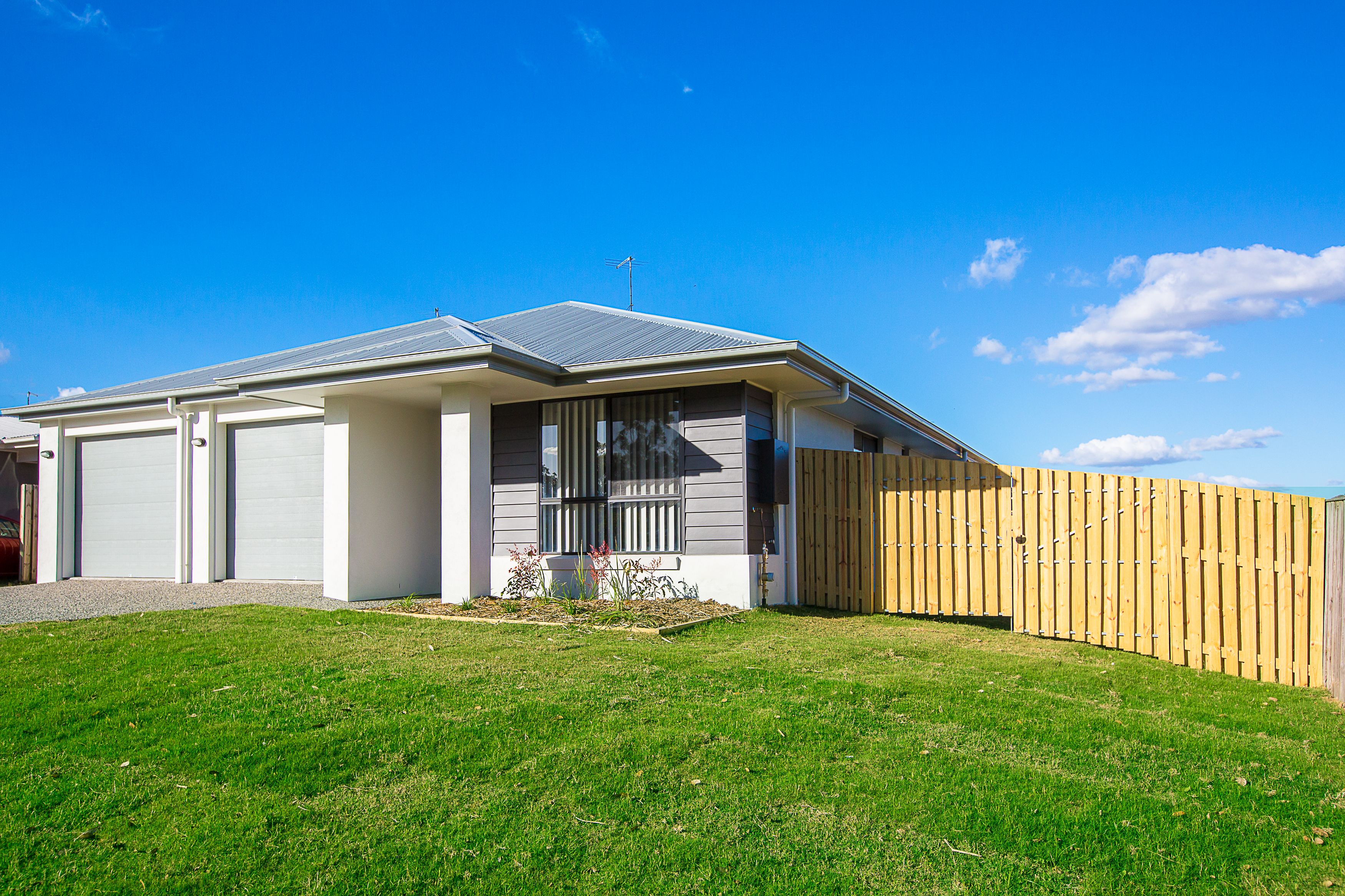 1/19 Bassett Lane, Rosewood, QLD 4340