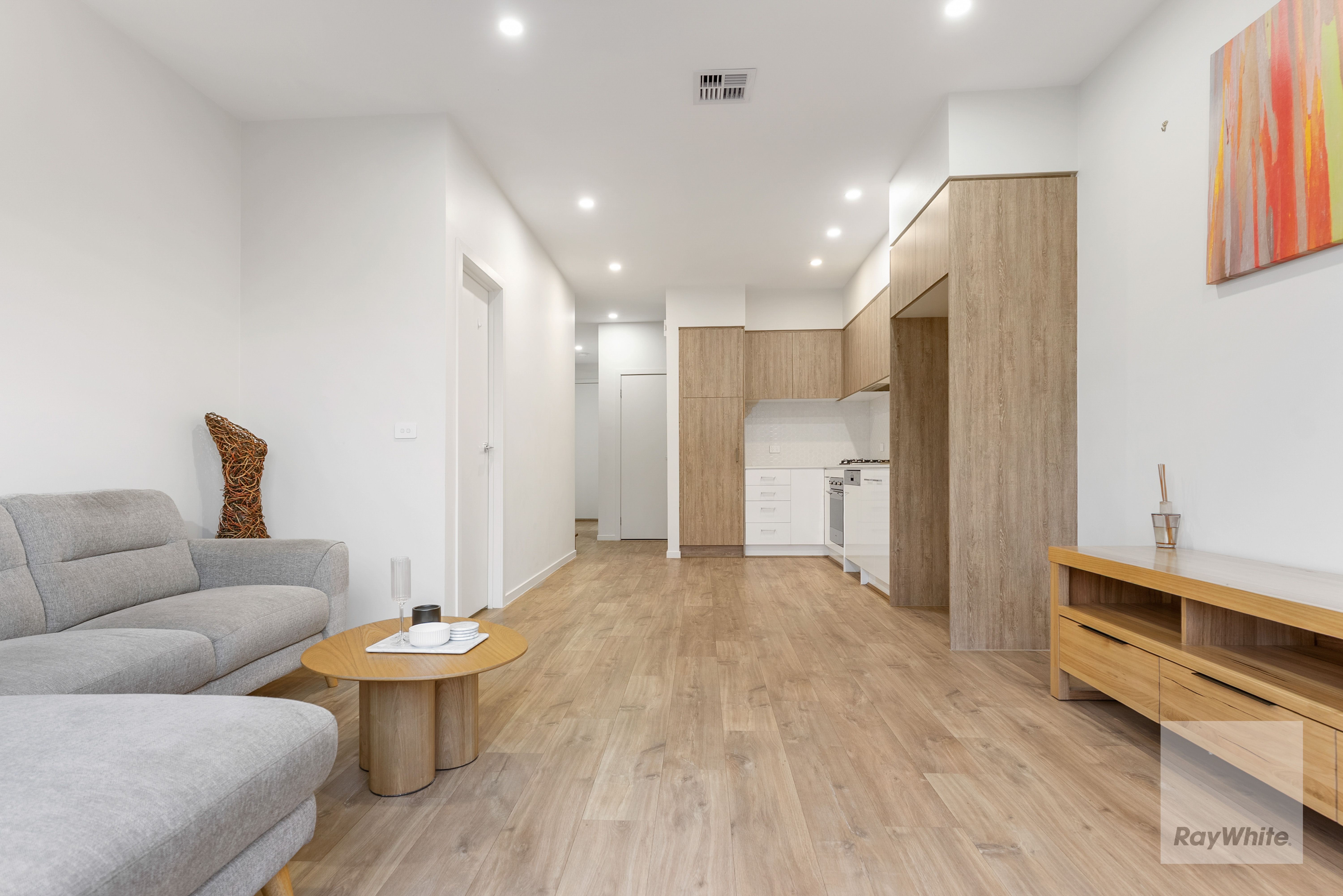 64 Elmhurst Avenue — photo 3 of 18