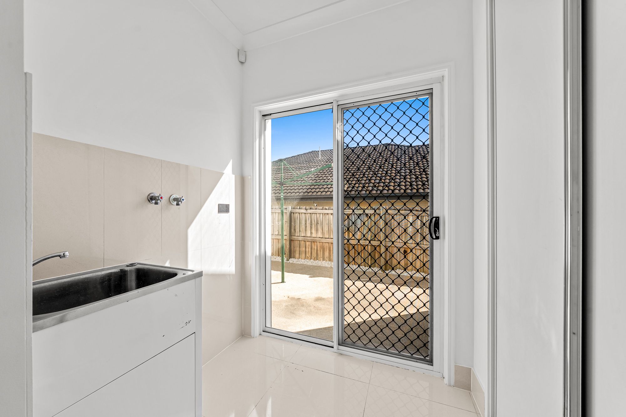 18 Henderson Street — photo 19 of 23
