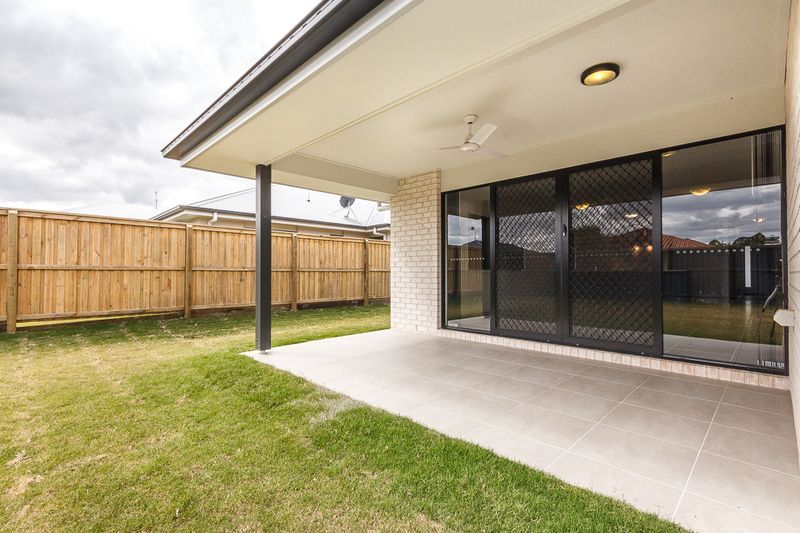 43 Arcadia Street — photo 8 of 8