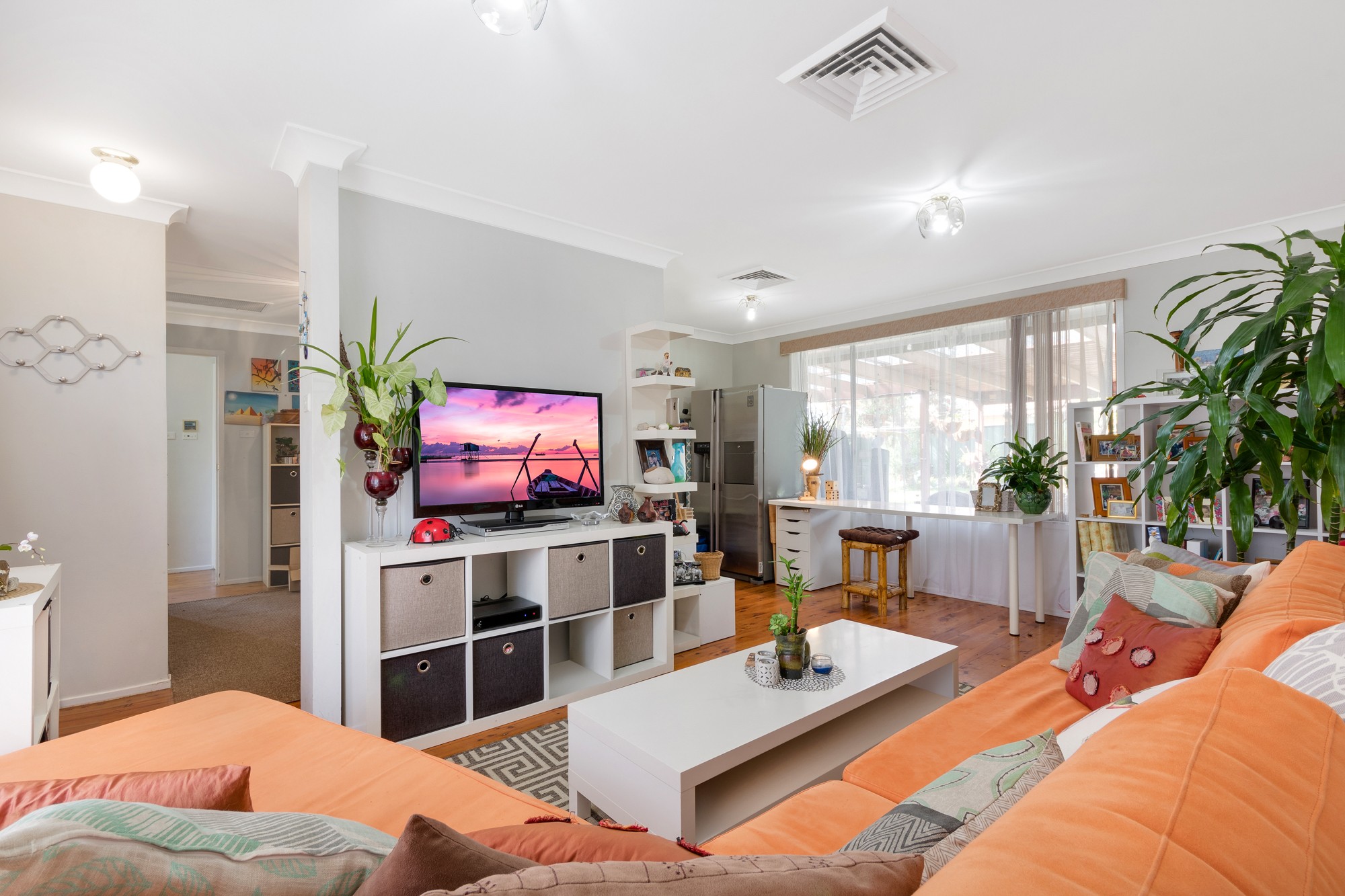 38 Adrian Street, Macquarie Fields, NSW 2564