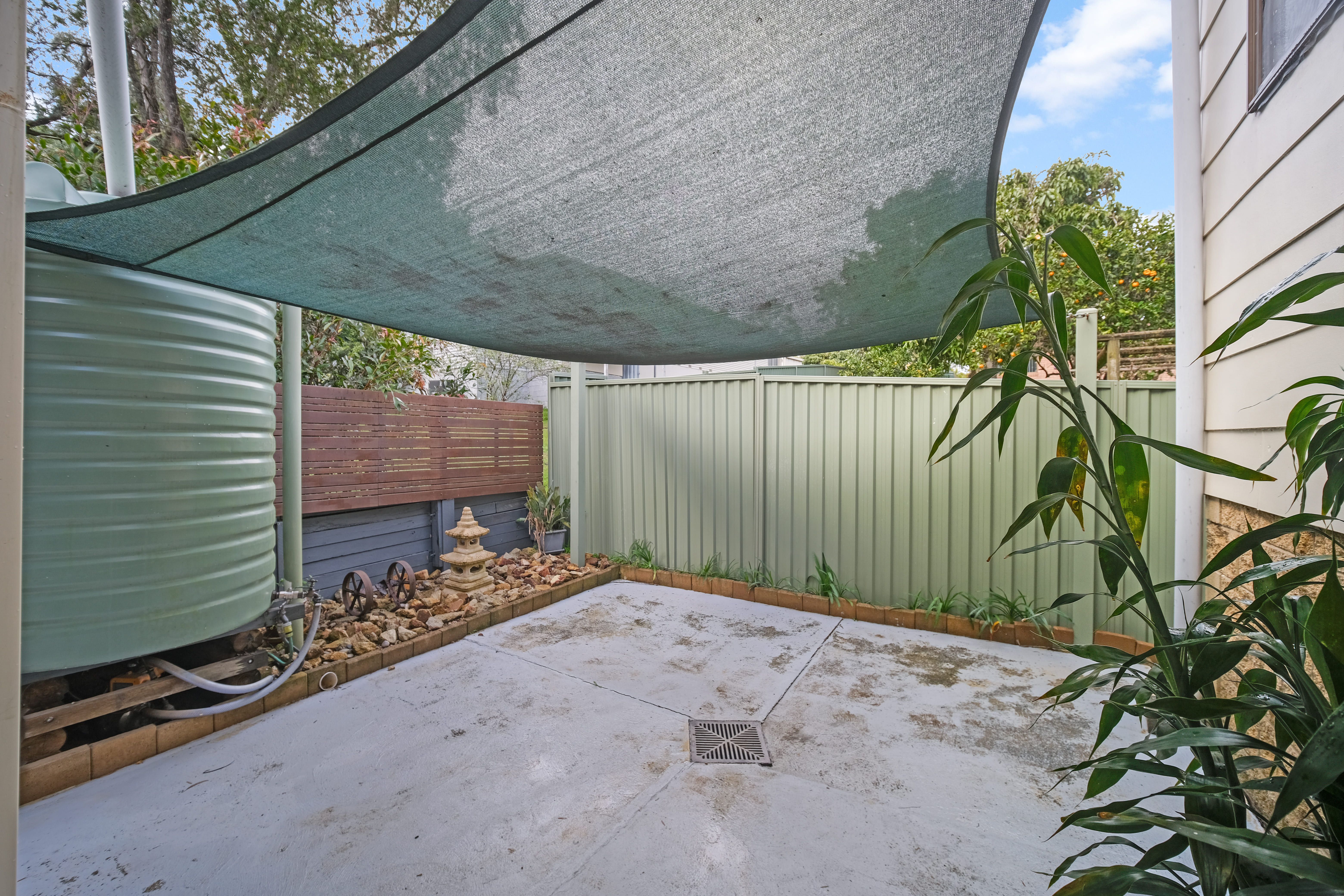 27 Claxton Street — photo 19 of 27