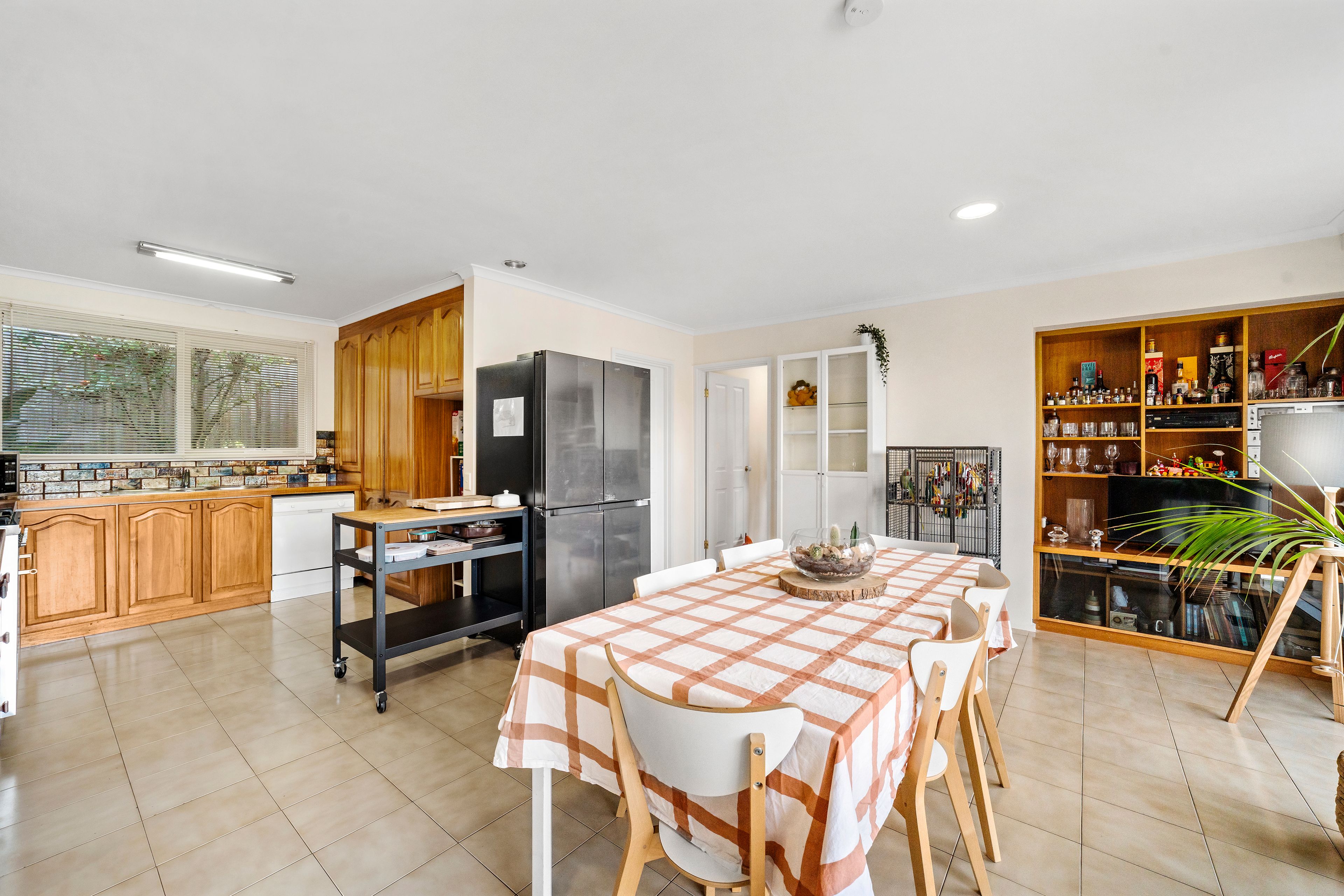 36 Dirkala Avenue — photo 4 of 11