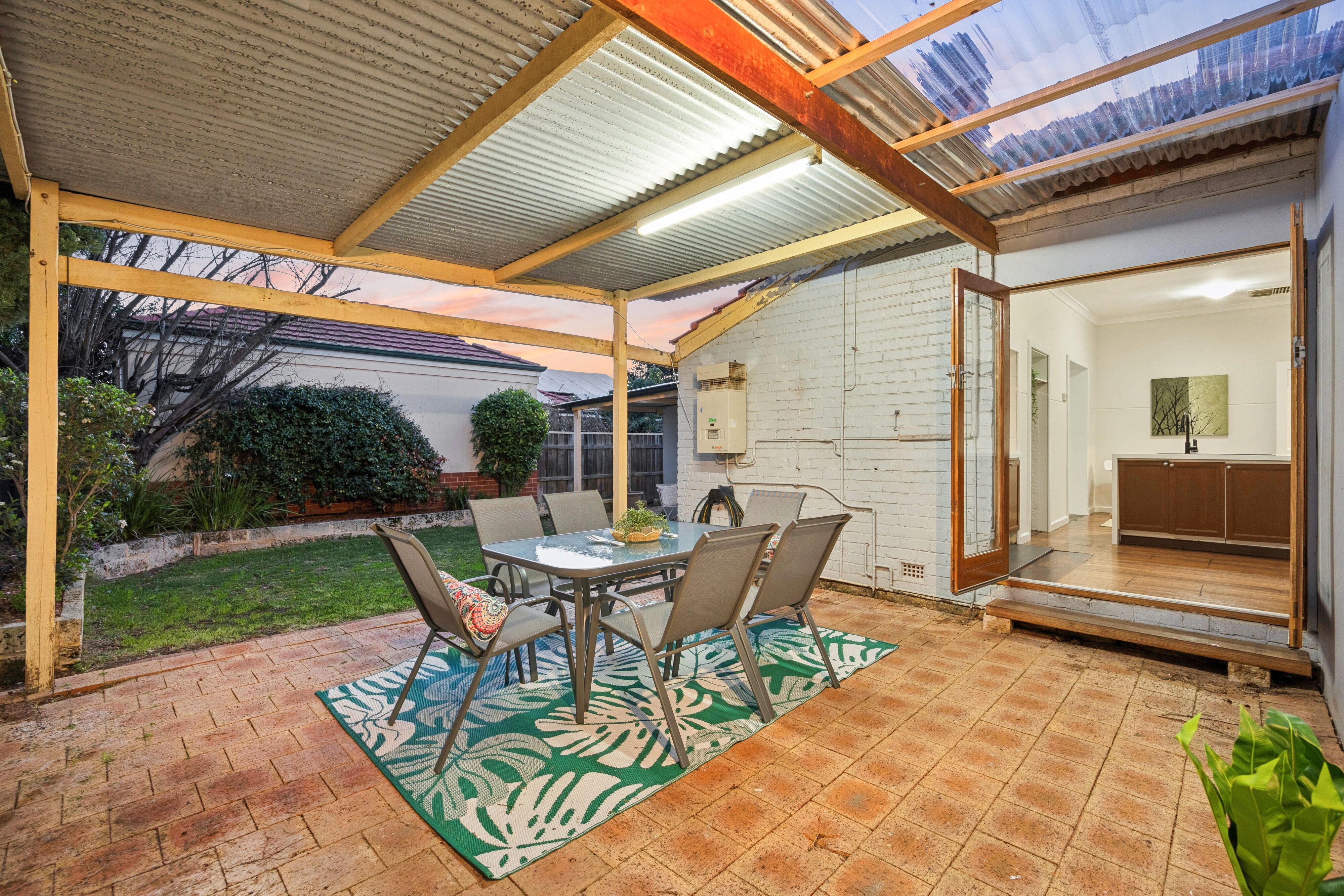 207 Rosebery Street — photo 22 of 24