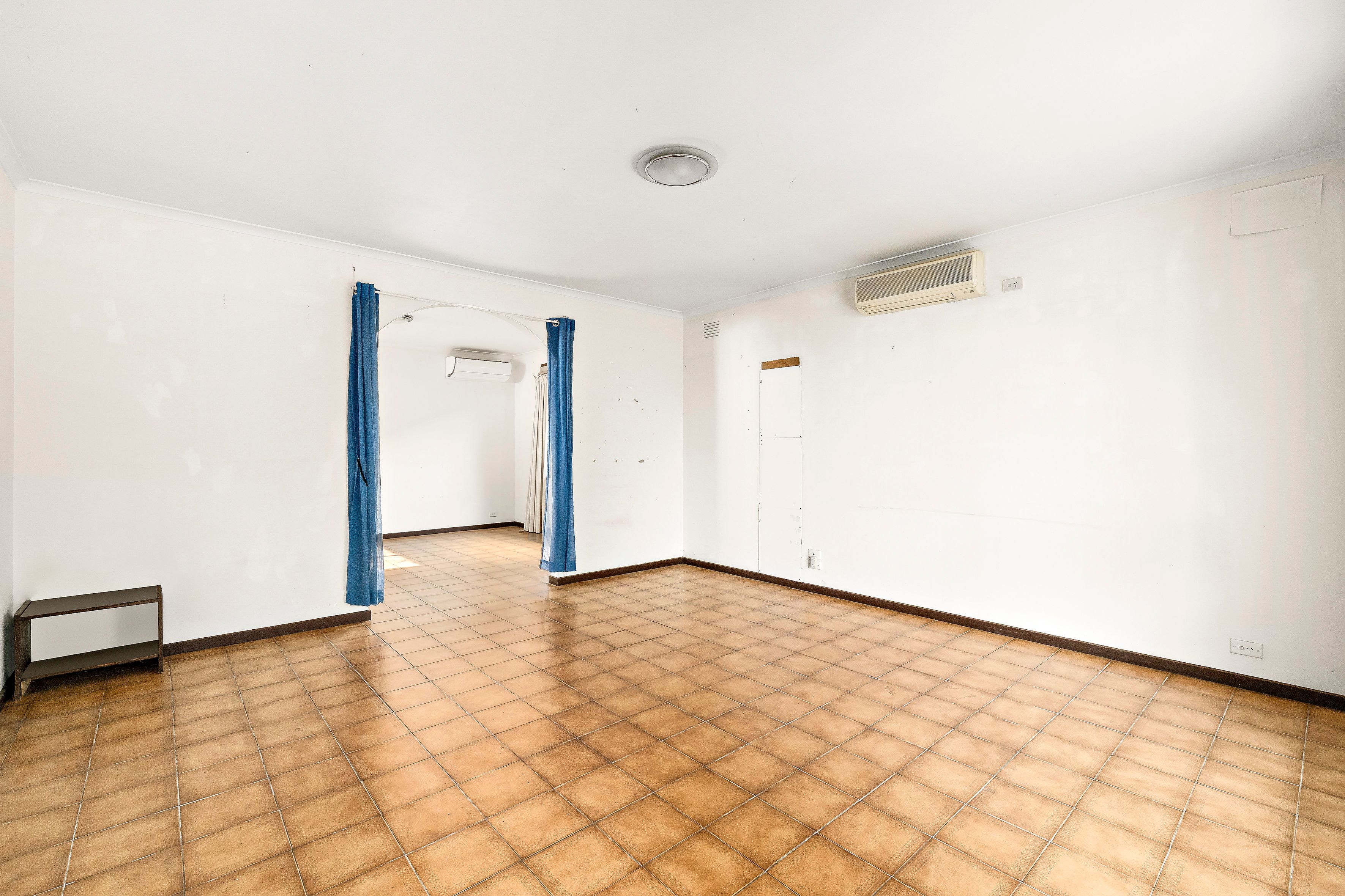 43 Sparks Avenue — photo 4 of 16