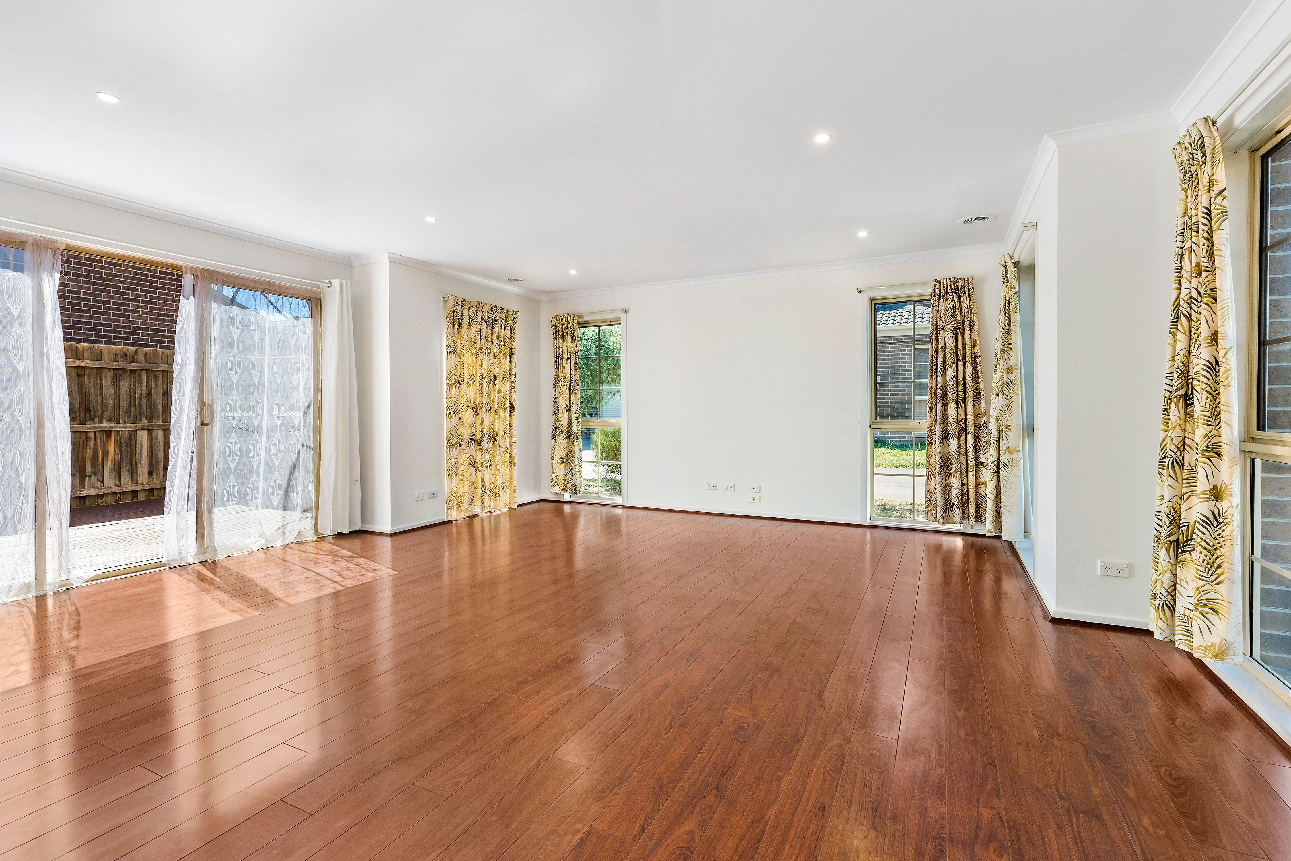 1/3 Neerim Grove, Hughesdale, VIC 3166