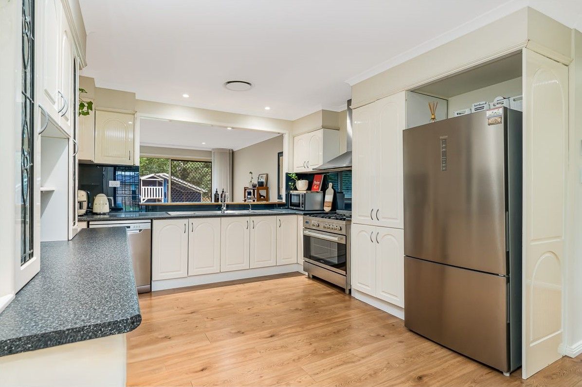 26 Corio Drive, St Clair, NSW 2759