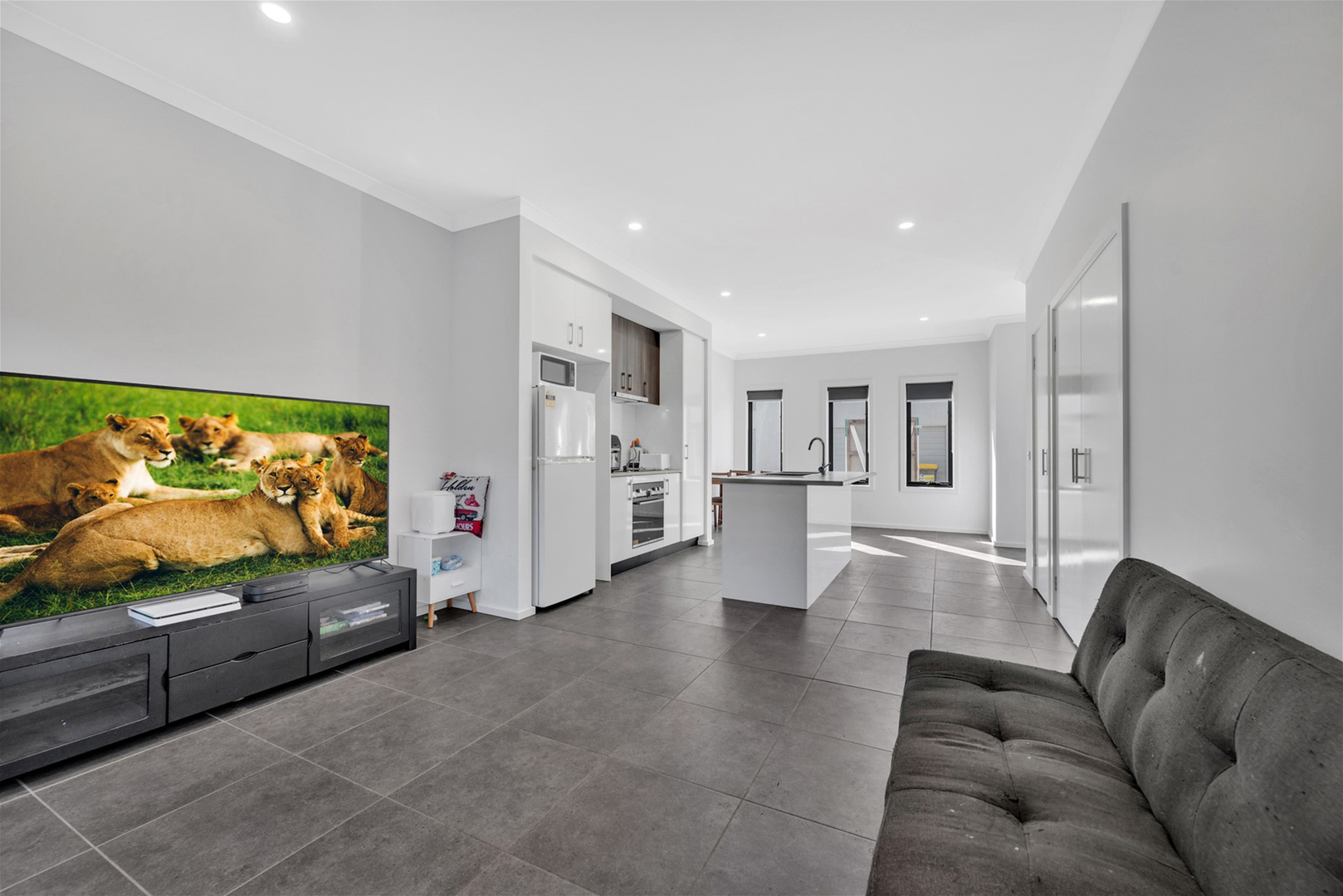 4 Mayall Crescent, Wyndham Vale, VIC 3024