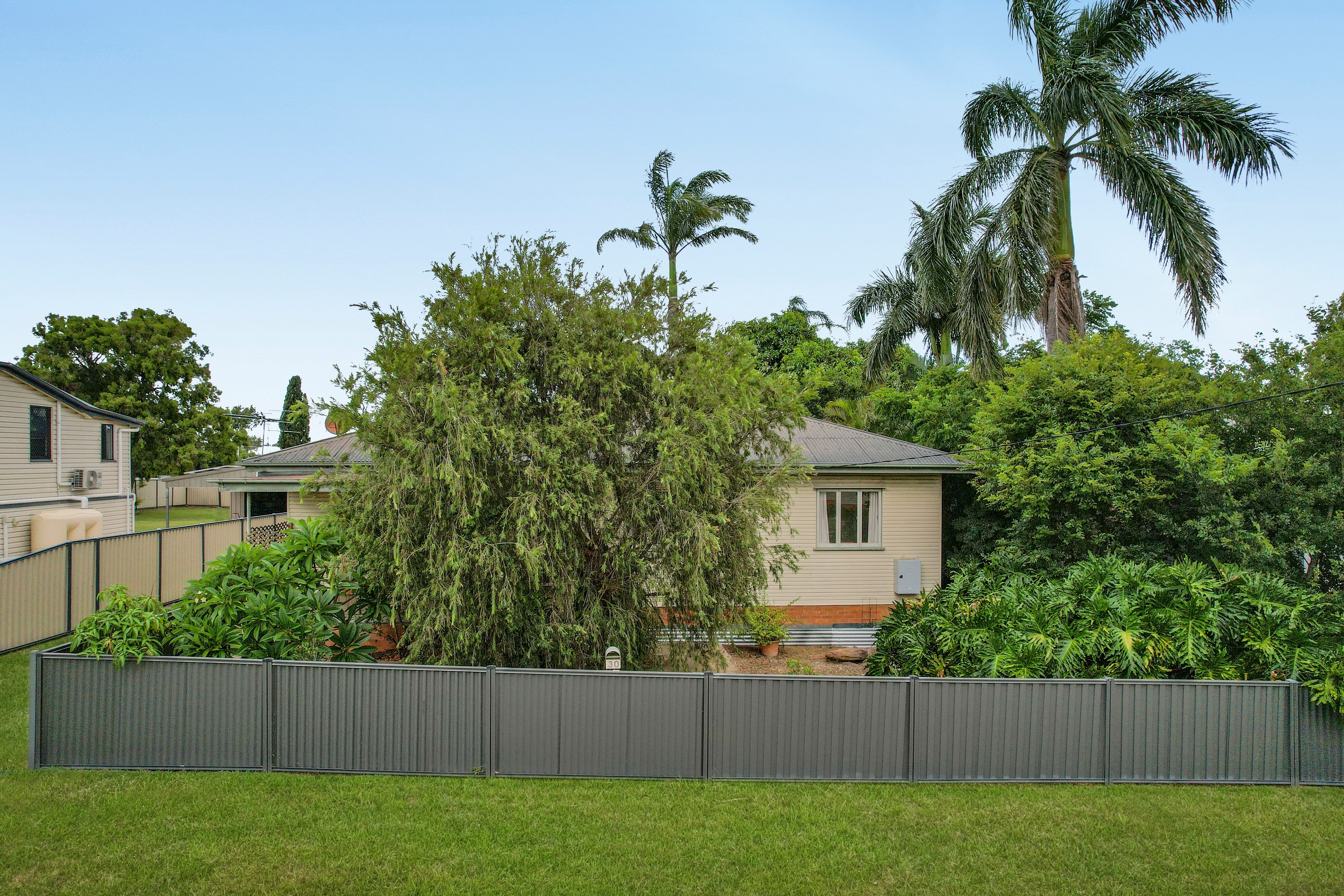 30 Greenham Street, Raceview, QLD 4305