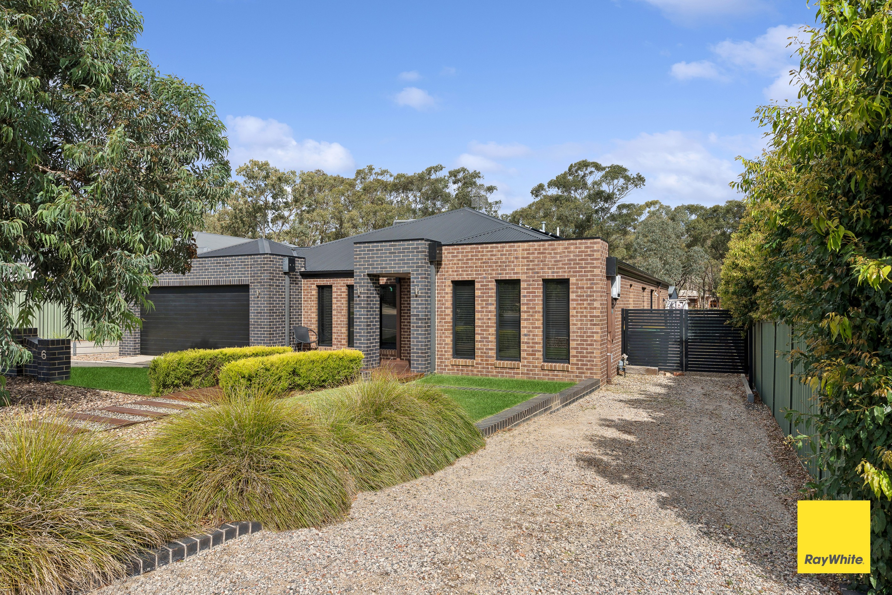 6 Merlot Close, Maiden Gully, VIC 3551